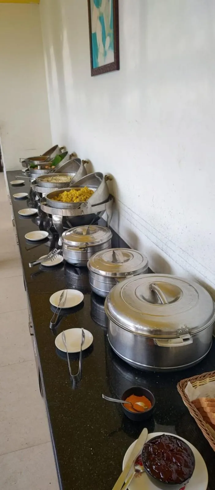 Restaurant/places to eat in Coastal Grand - Yercaud