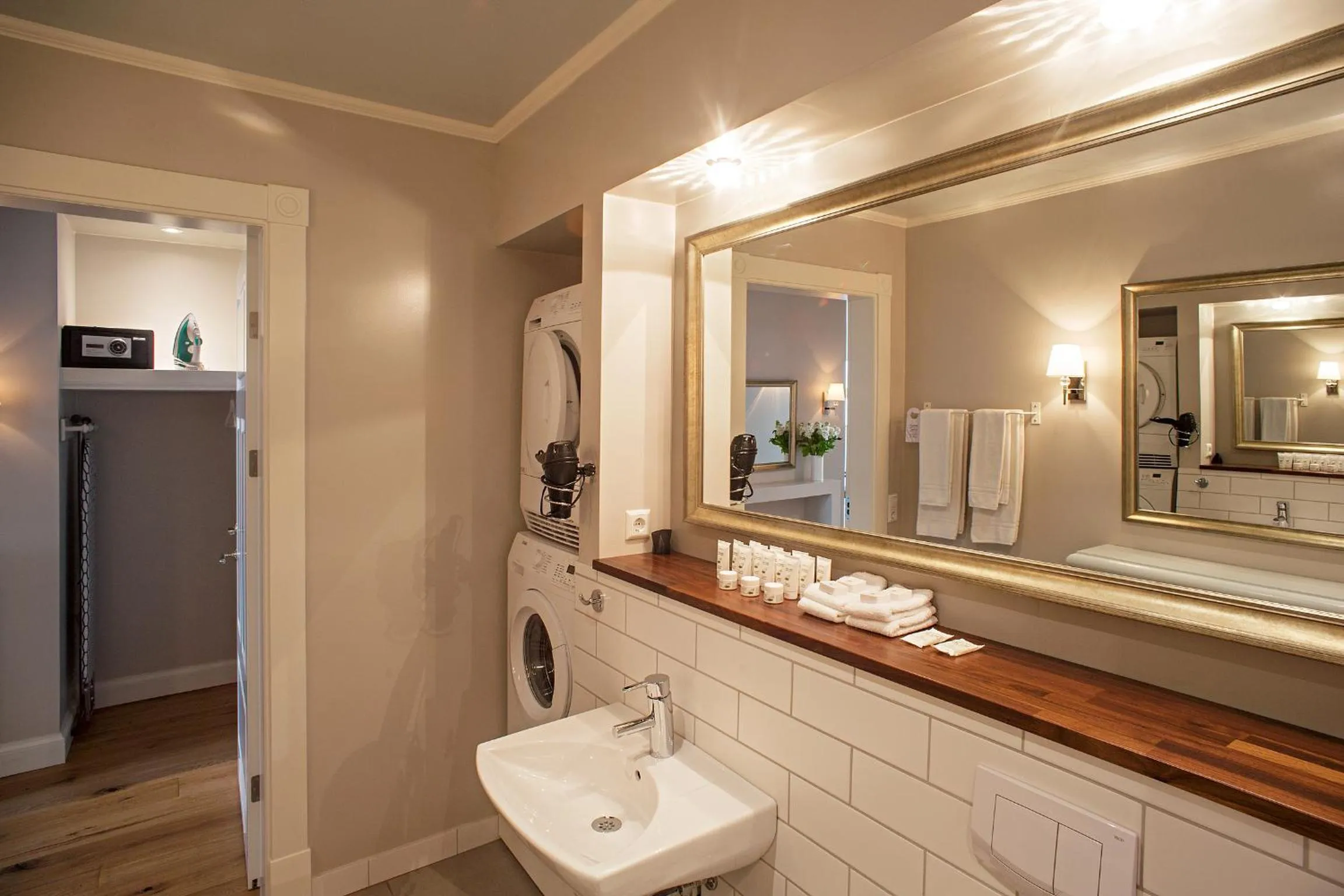 Bathroom in Reykjavik Residence Apartment Hotel