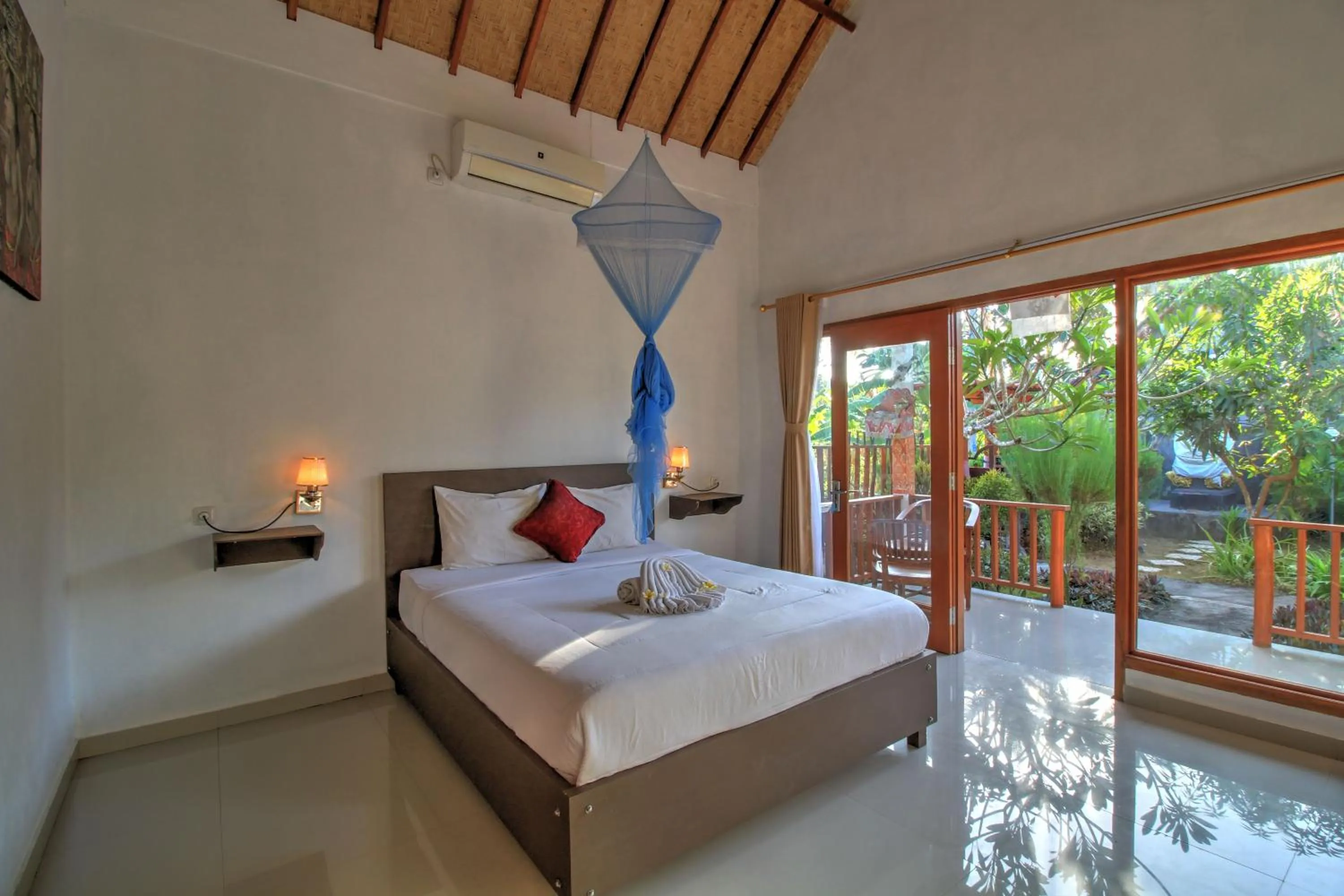 Bed in Saren Villa