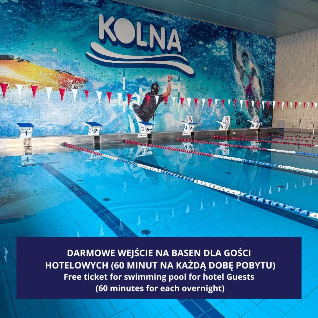Swimming pool in Hotel Kolna - darmowy parking, basen w cenie