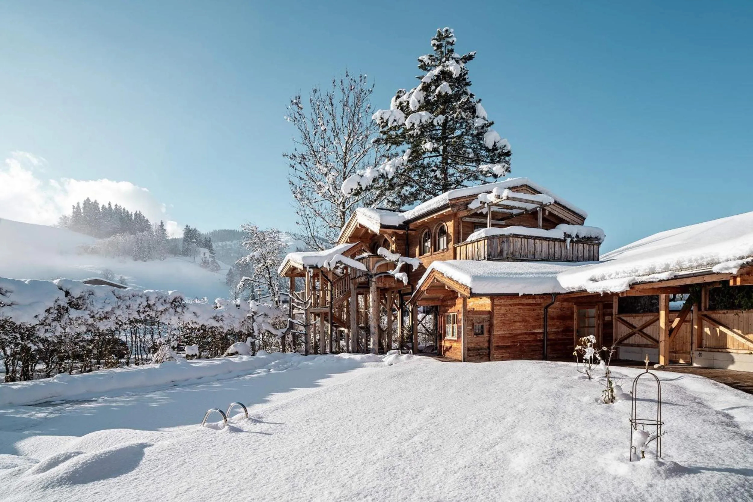 Property building in Flora - Das kleine Gartenhotel