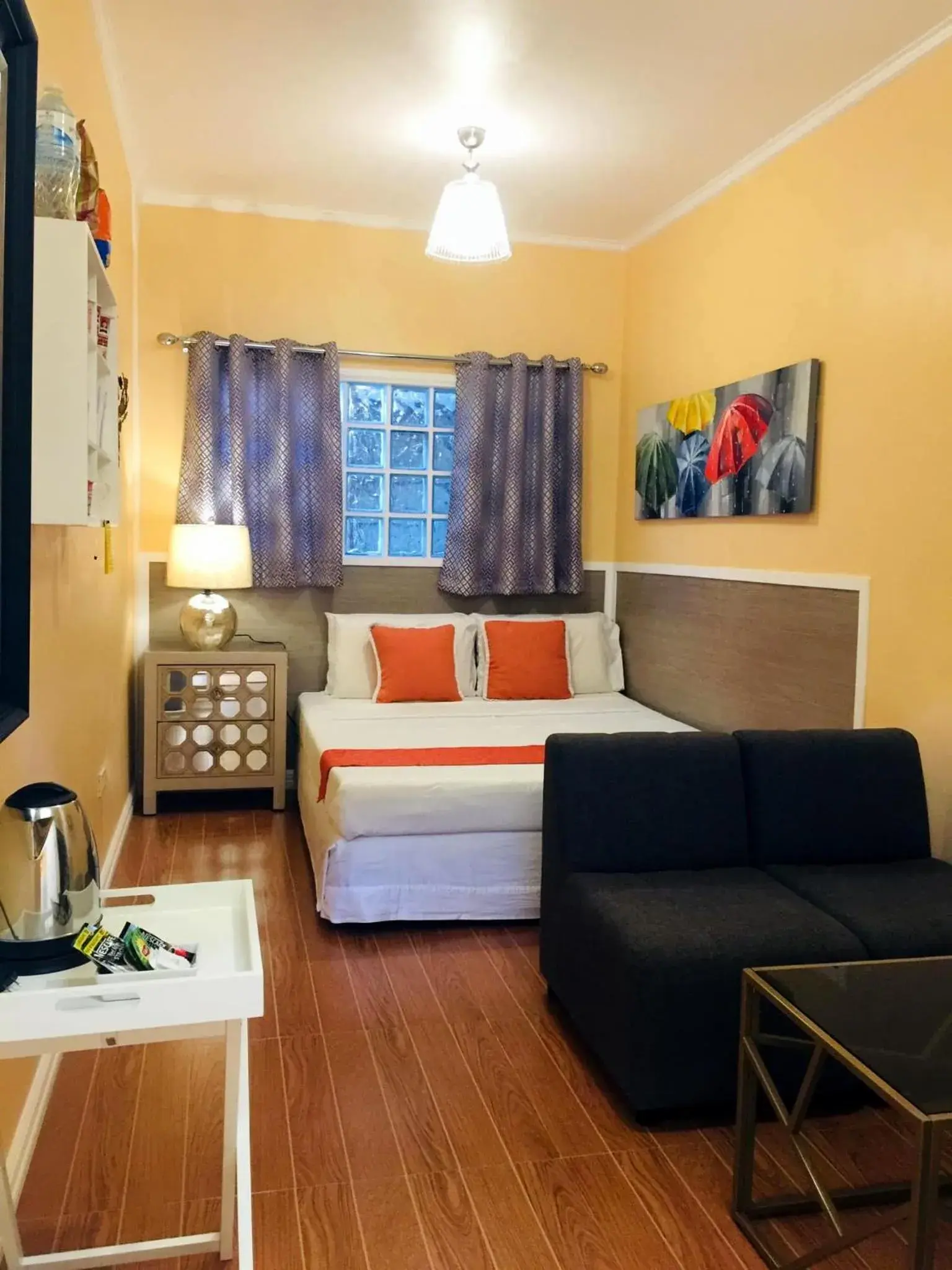 Standard Double Room with Shared Bathroom in Little Norway Guesthouse - Mactan Cebu International Airport Standard Double Room with Shared Bathroom in Little Norway Guesthouse - Mactan Cebu International Airport