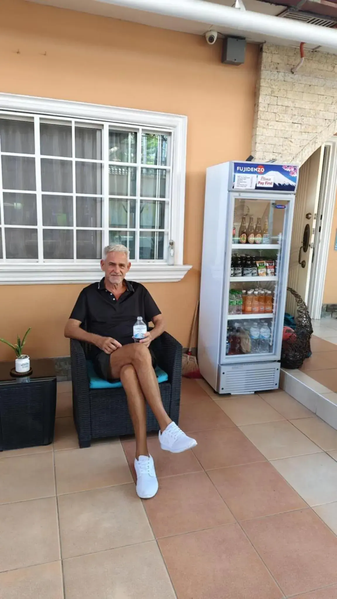 Property building in Little Norway Guesthouse - Mactan Cebu International Airport Property building in Little Norway Guesthouse - Mactan Cebu International Airport