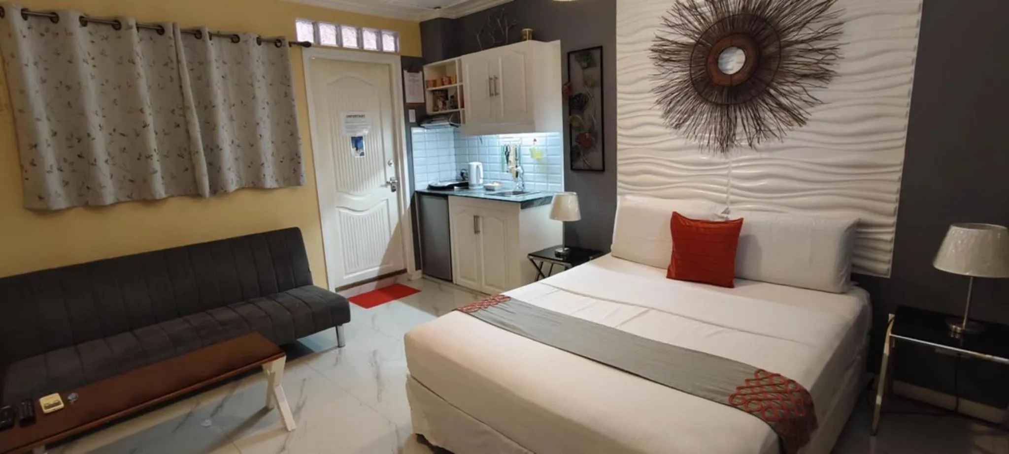 Bedroom, Bed in Little Norway Guesthouse - Mactan Cebu International Airport