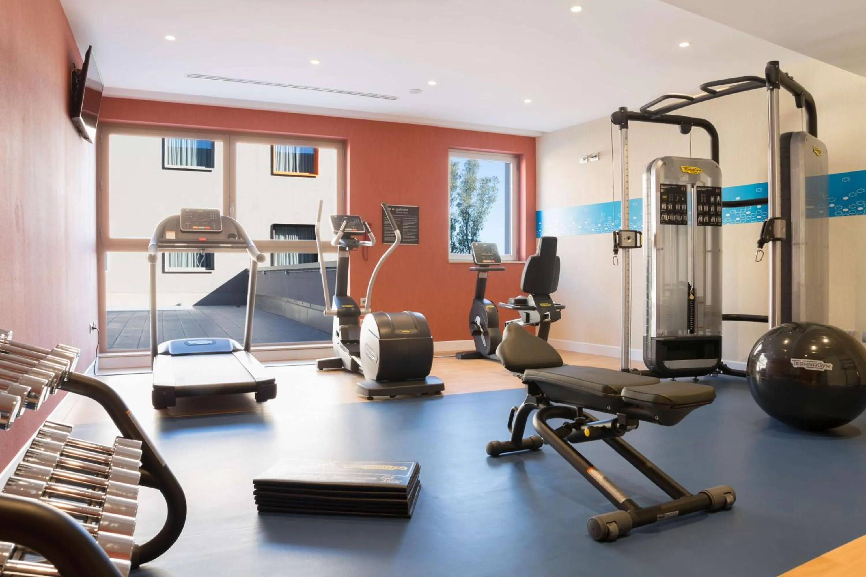 Fitness centre/facilities in Hampton By Hilton Rome East
