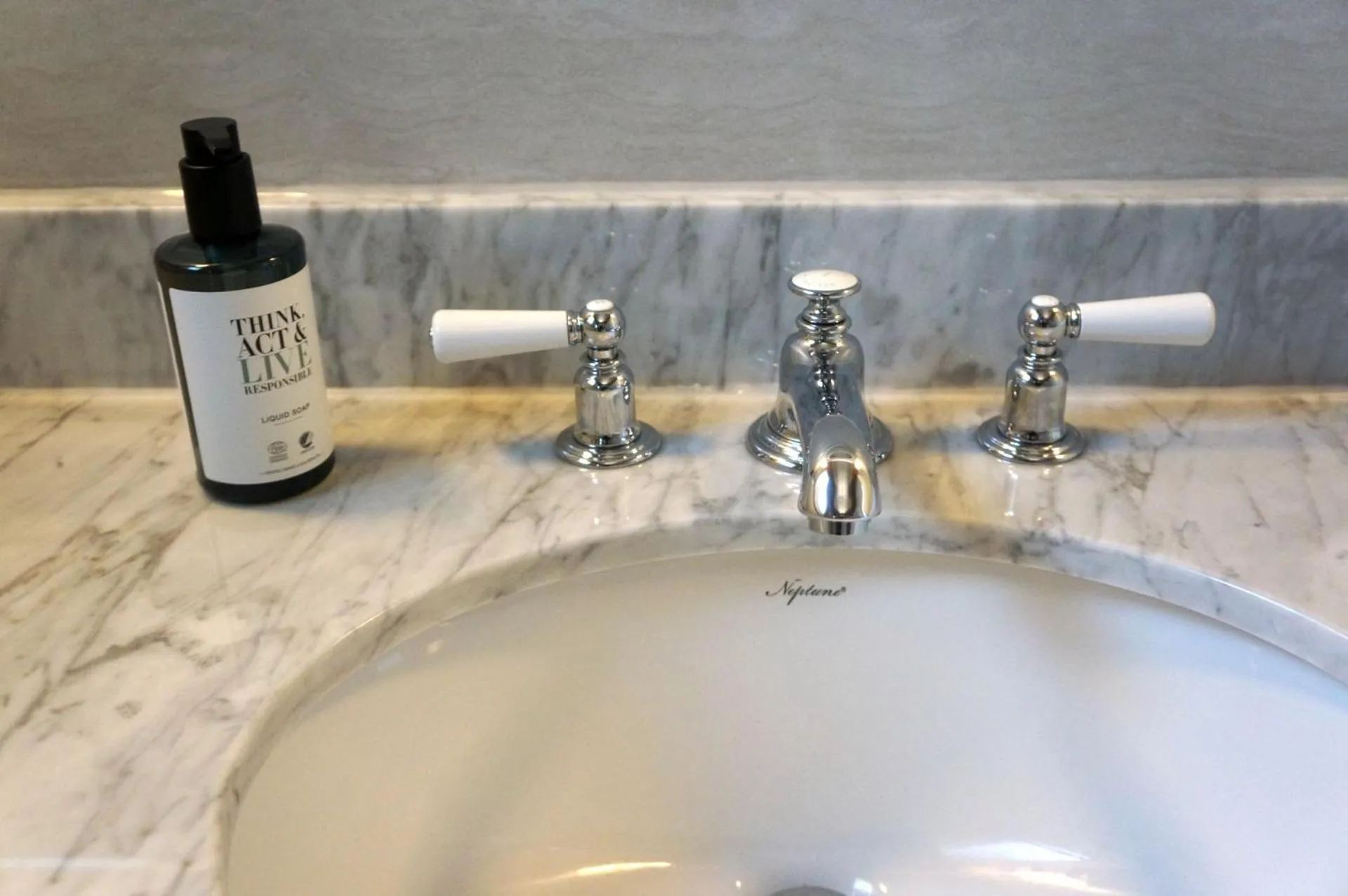 Bathroom in Hotel Waldhaus Prieros