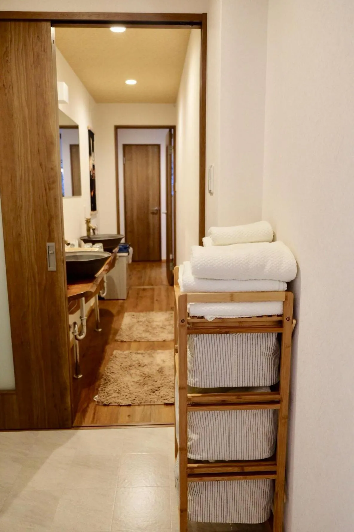 Tsurui Nijo 鶴居二条