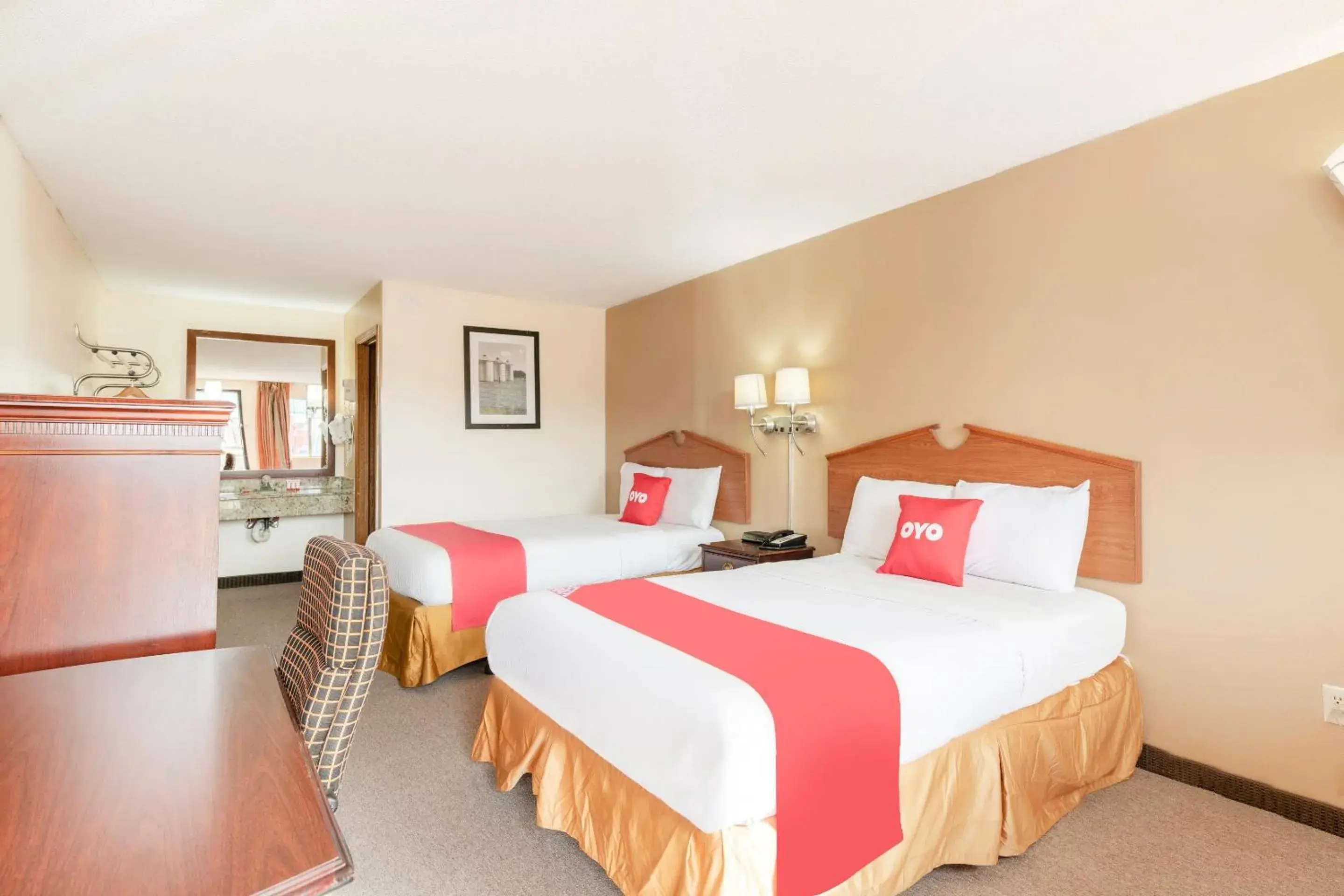 2 Full Bed Smoking in OYO Hotel Tulsa International Airport 2 Full Bed Smoking in OYO Hotel Tulsa International Airport