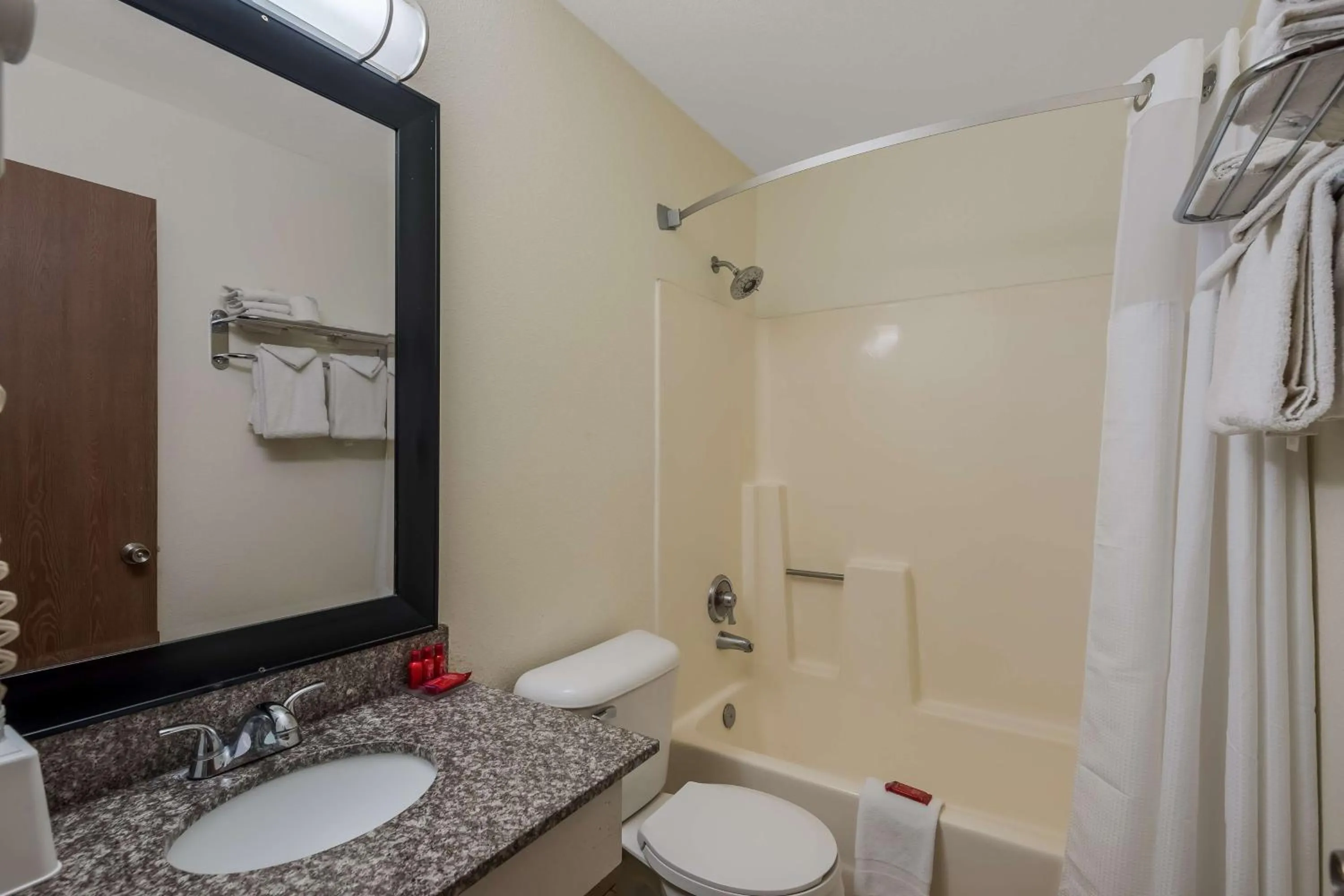 Bathroom in SureStay Hotel by Best Western Williams - Grand Canyon