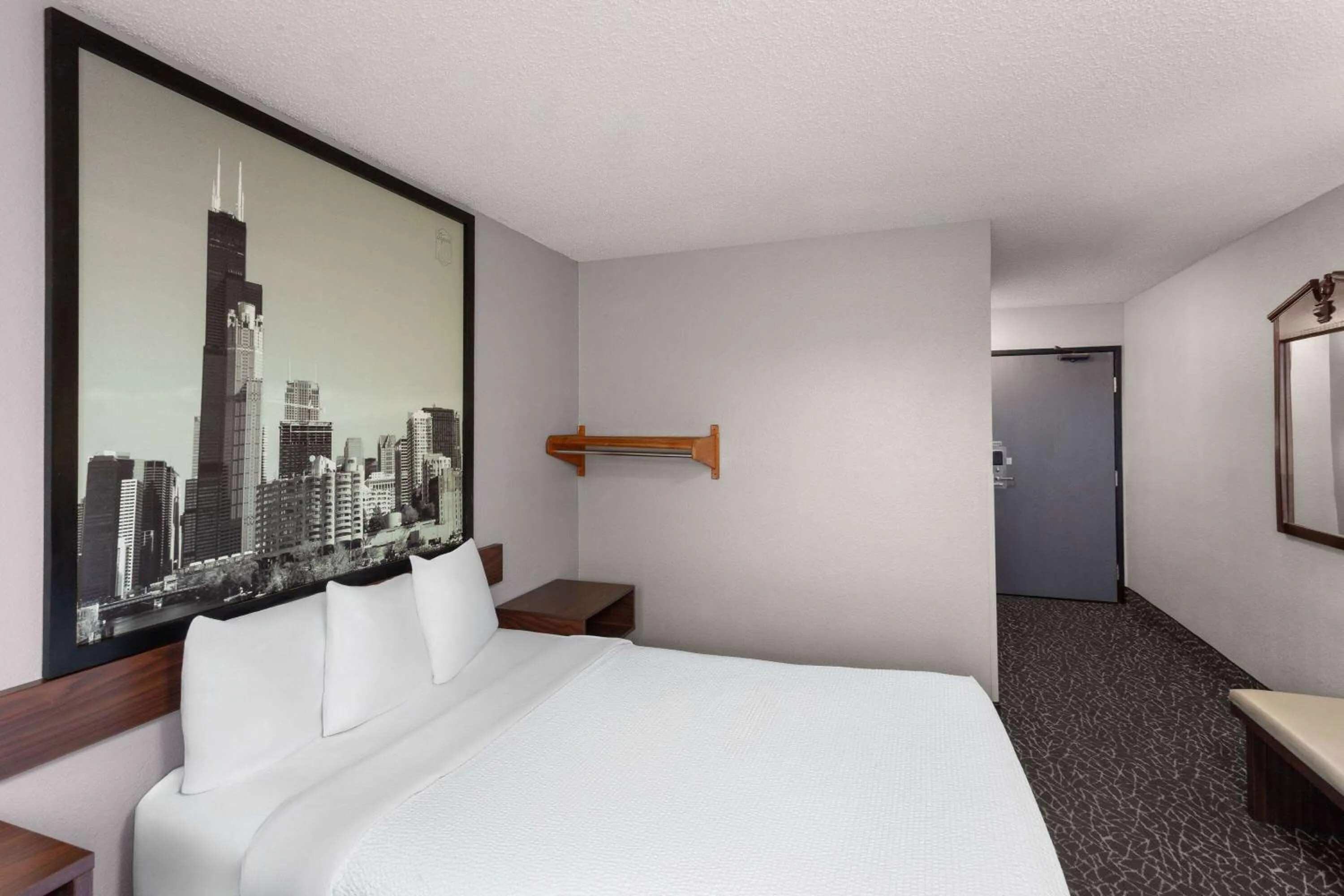 Photo of the whole room, Bed in Super 8 by Wyndham Romeoville Bolingbrook