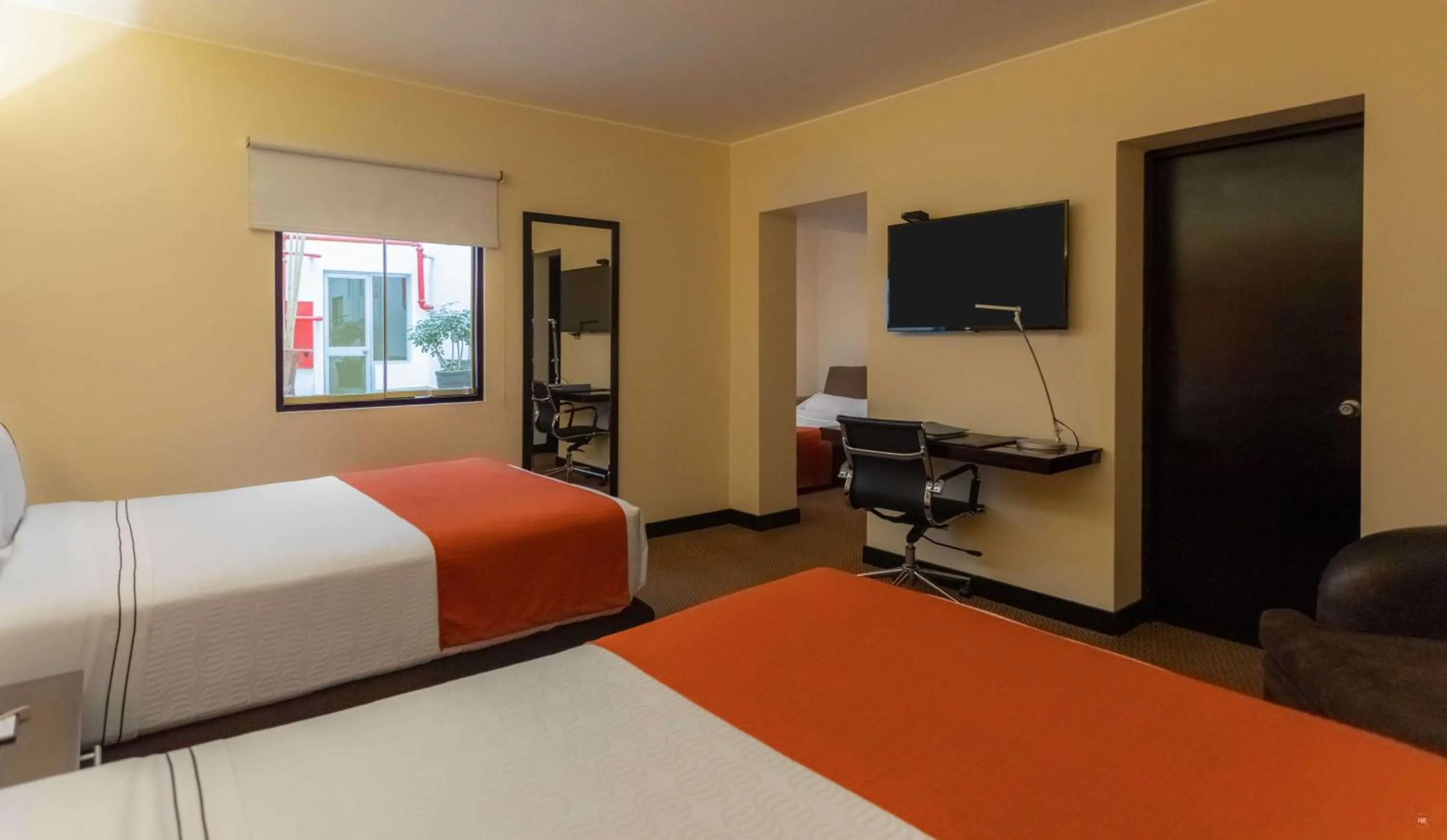 Photo of the whole room, Bed in Sonesta Hotel Cusco