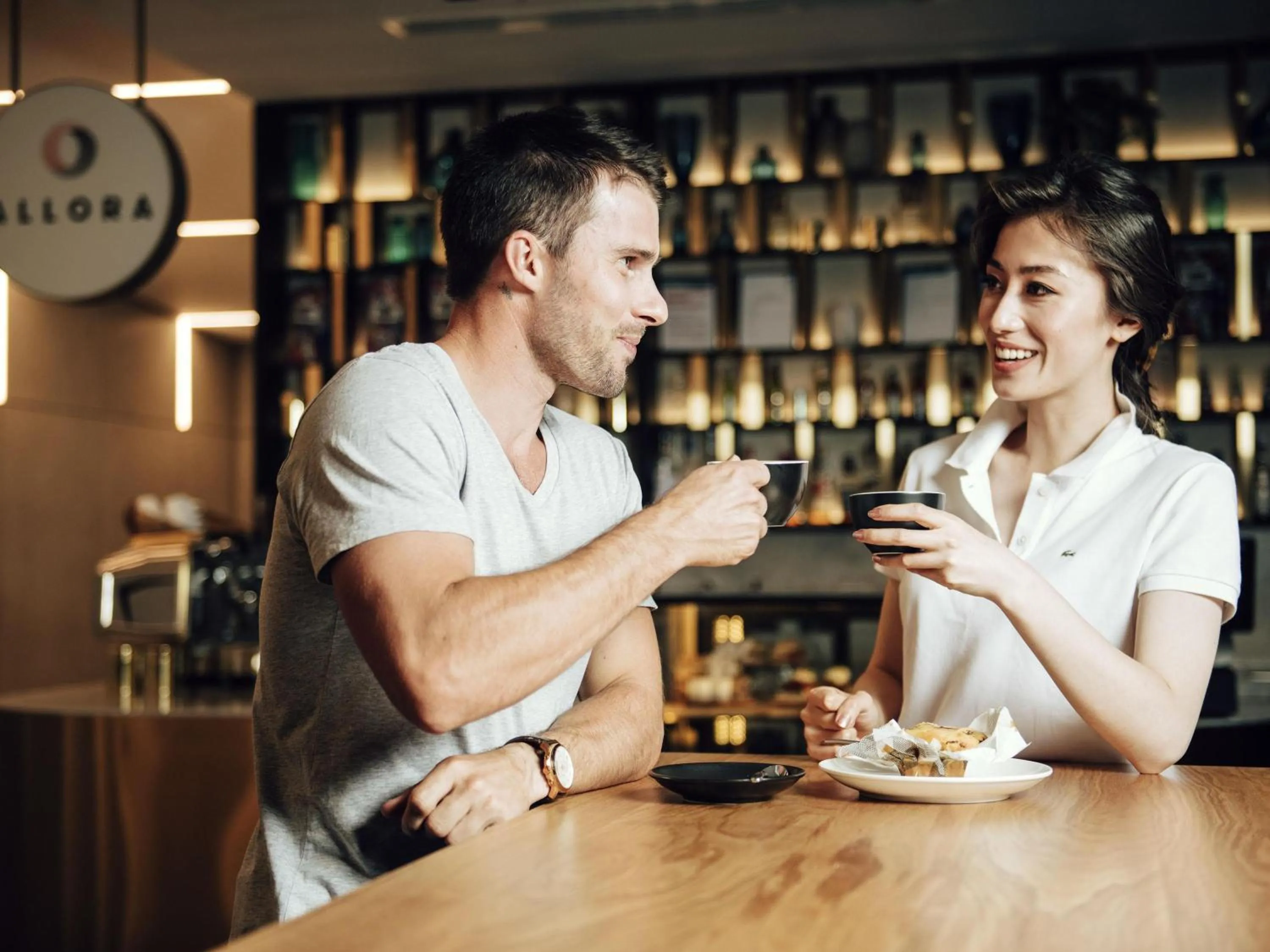 Restaurant/places to eat in Novotel Melbourne South Wharf