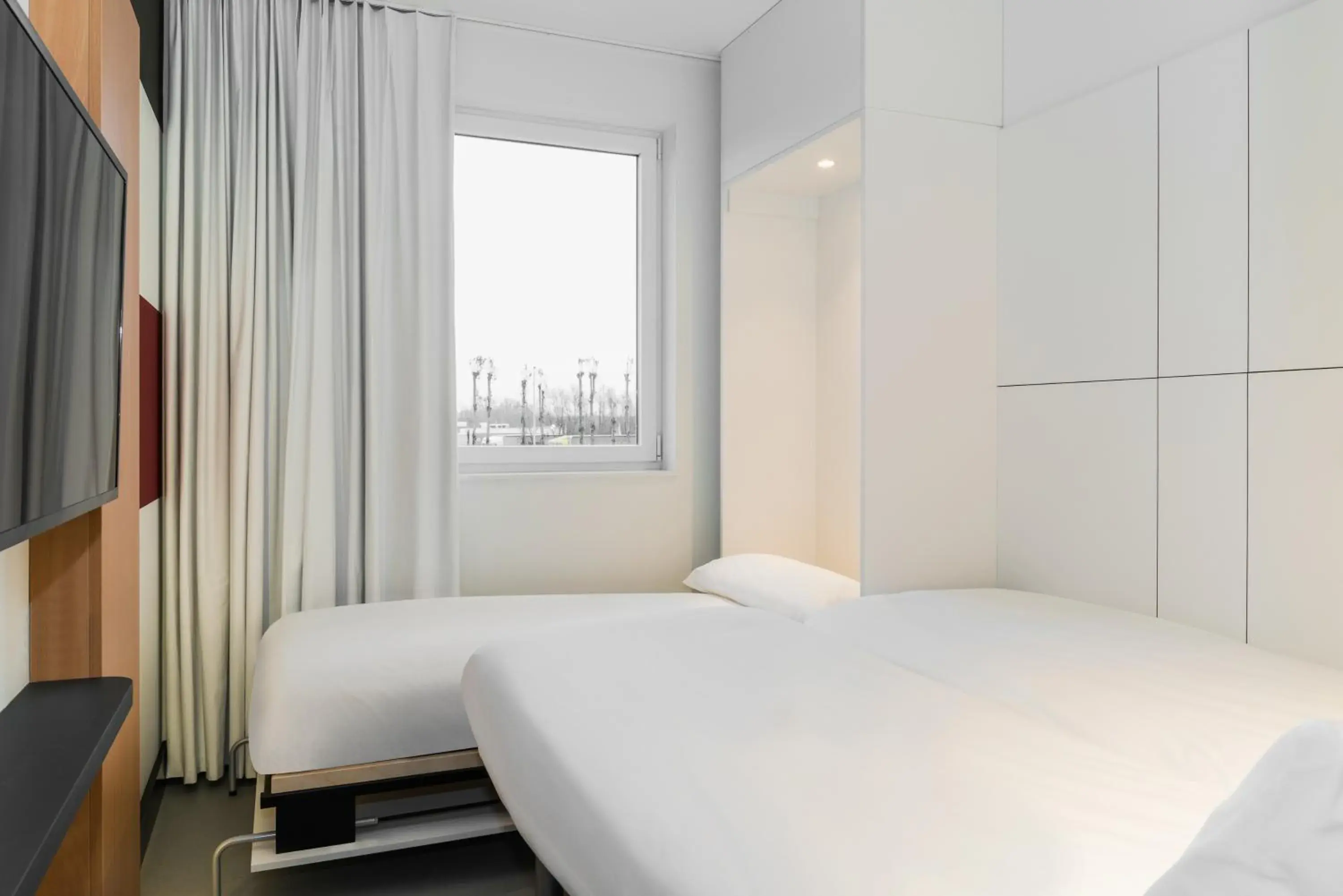 Bedroom, Bed in ibis budget Brugge Jabbeke Bedroom, Bed in ibis budget Brugge Jabbeke