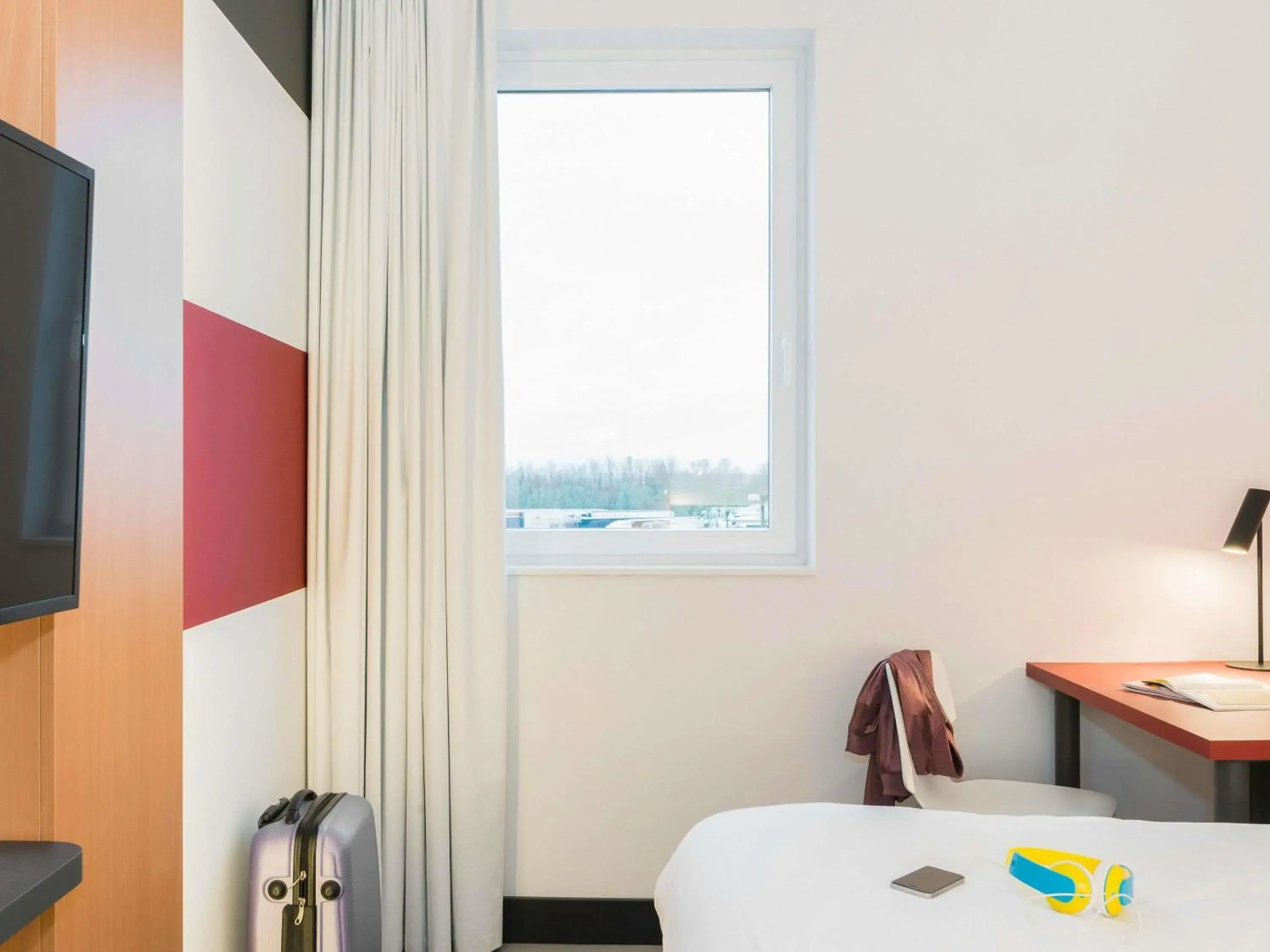 Bedroom, Bed in ibis budget Brugge Jabbeke Bedroom, Bed in ibis budget Brugge Jabbeke