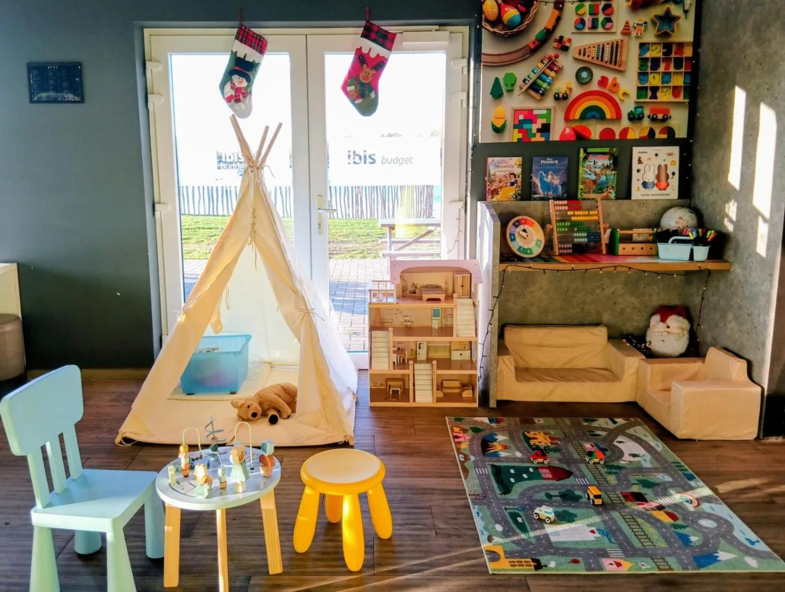 Children play ground in ibis budget Brugge Jabbeke