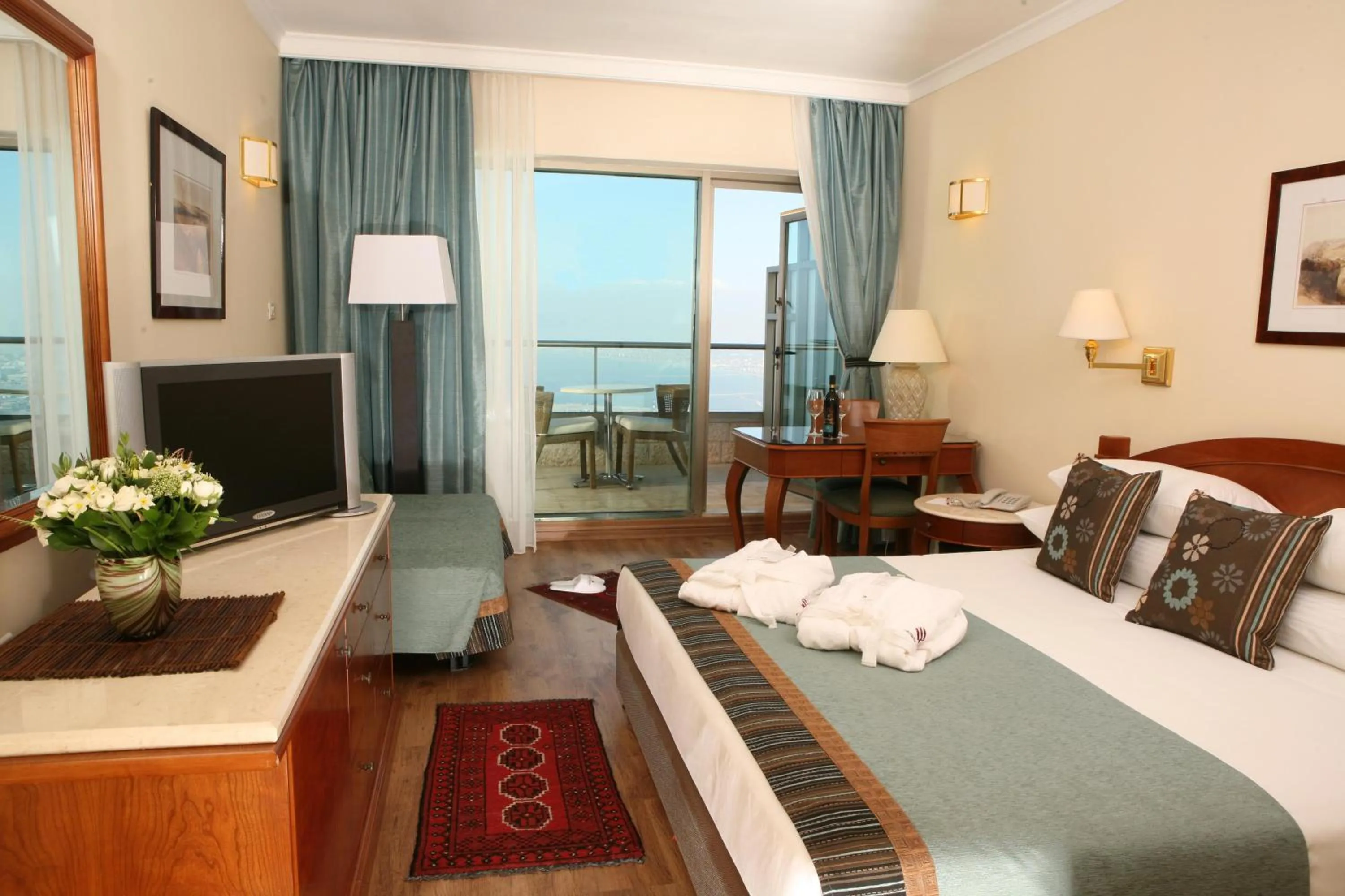 View (from property/room), Bed in Crowne Plaza Haifa by IHG