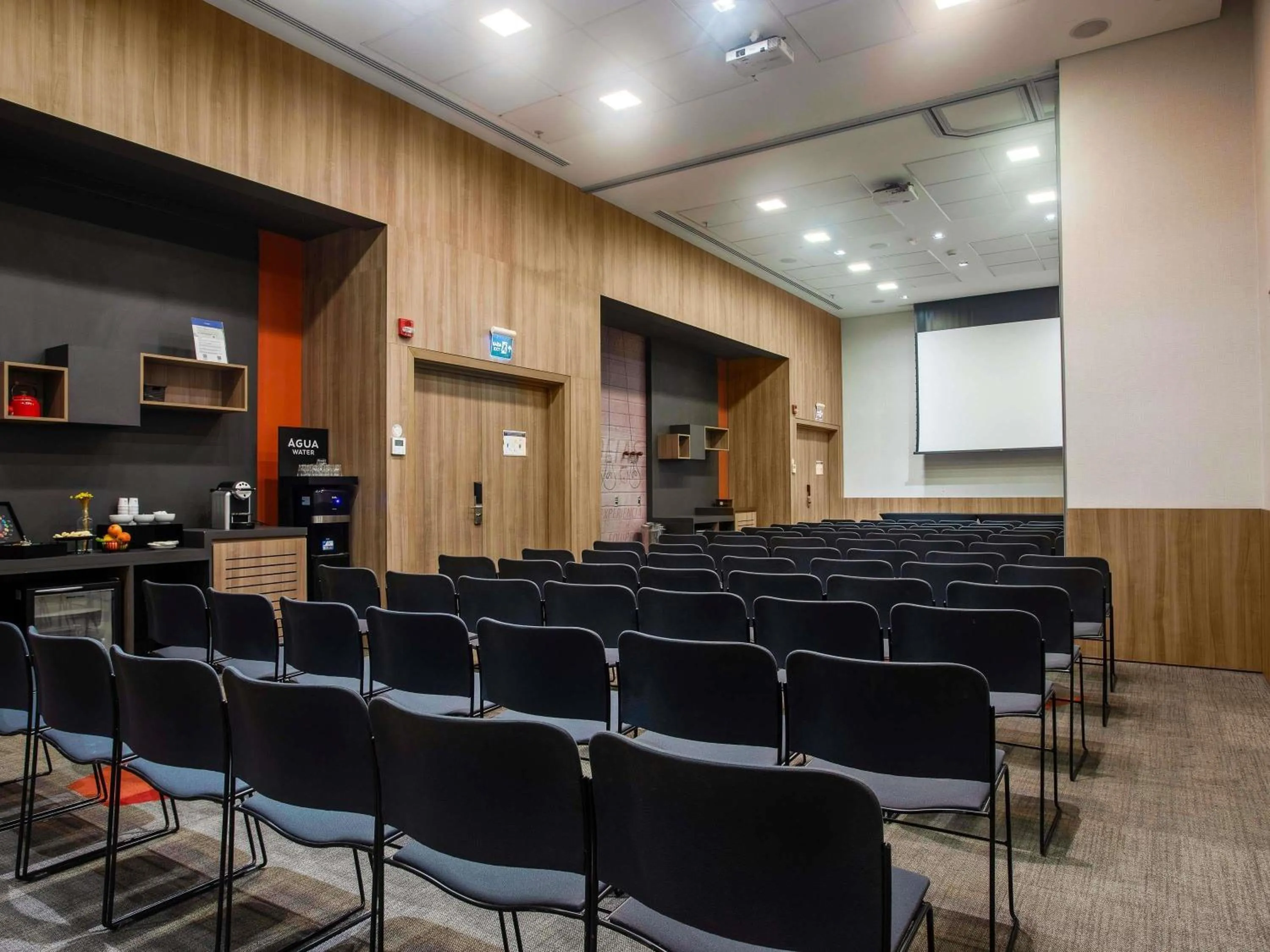 Meeting/conference room in Novotel Sorocaba