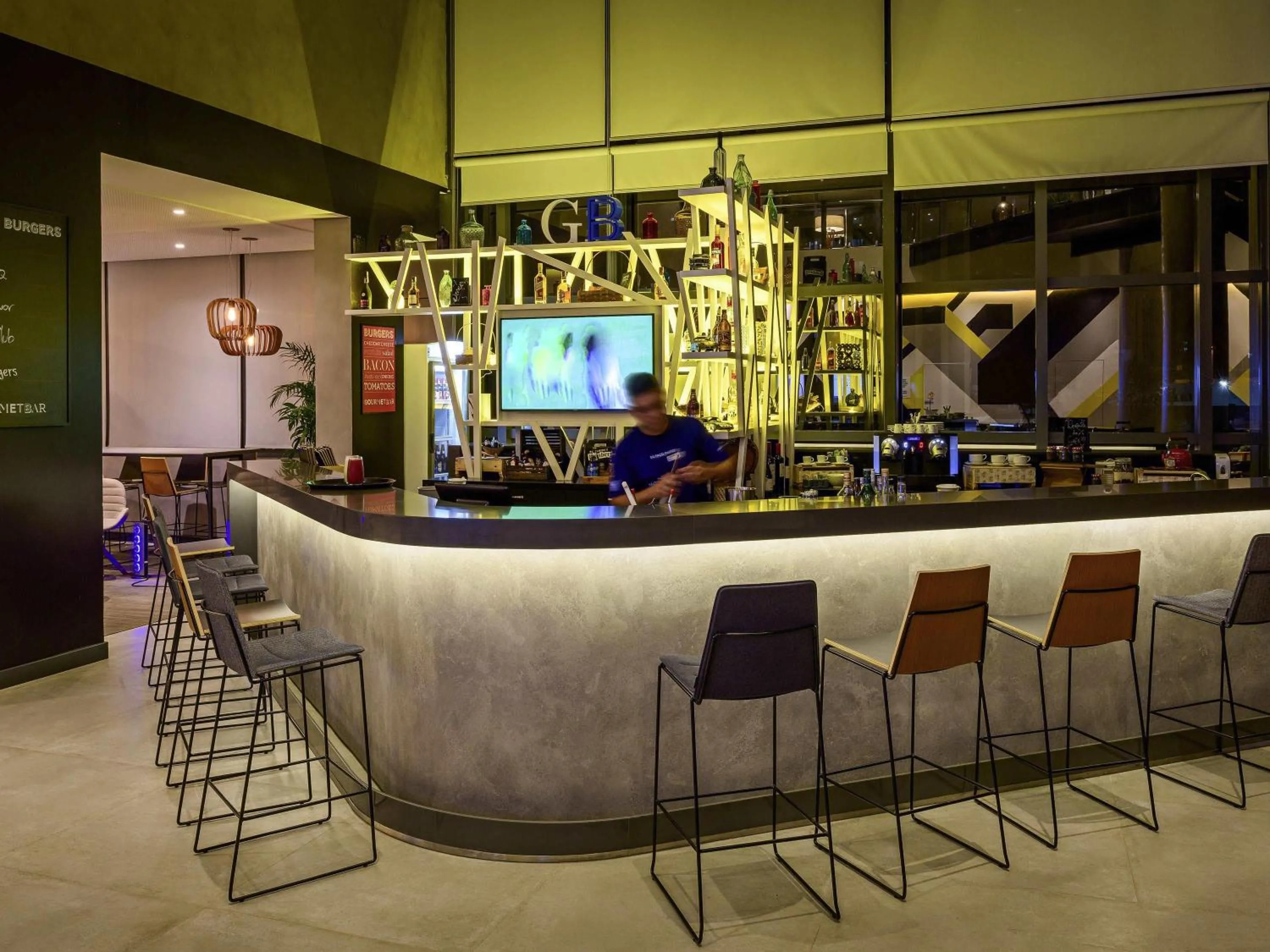 Lounge or bar in Novotel Sorocaba