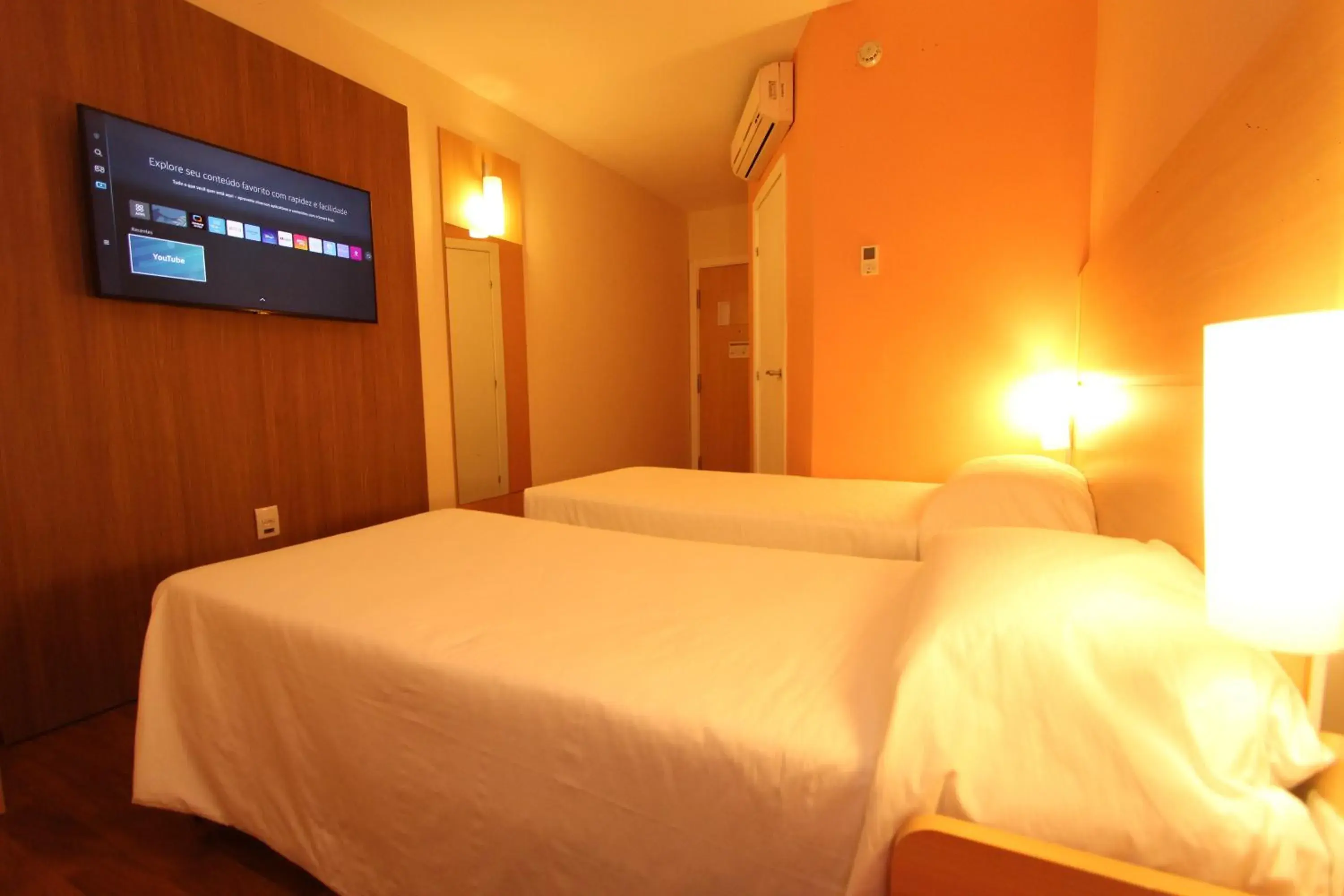 Standard Twin Room - single occupancy in Ajax Hoteis Standard Twin Room - single occupancy in Ajax Hoteis