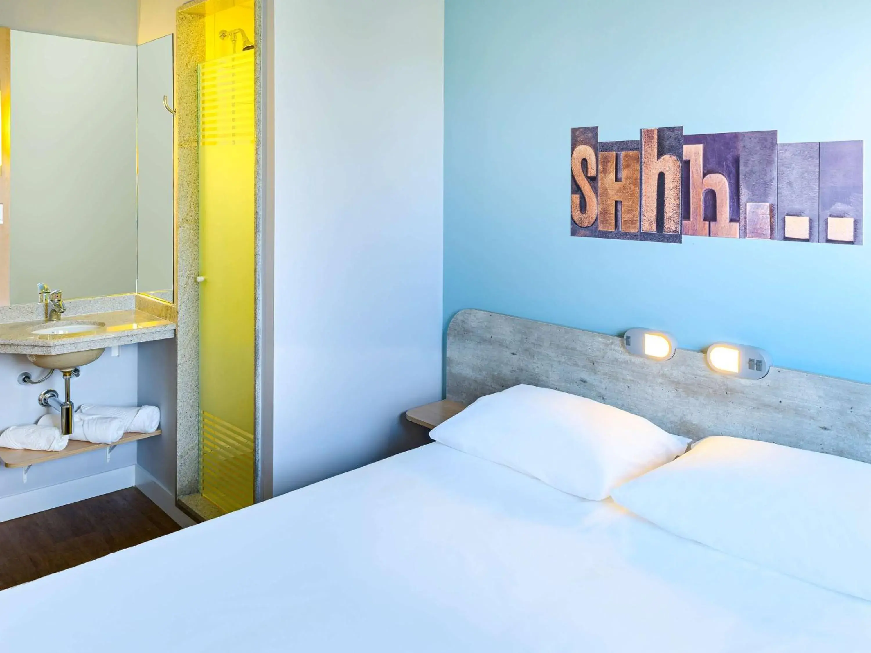 Photo of the whole room, Bed in ibis budget Sorocaba Photo of the whole room, Bed in ibis budget Sorocaba