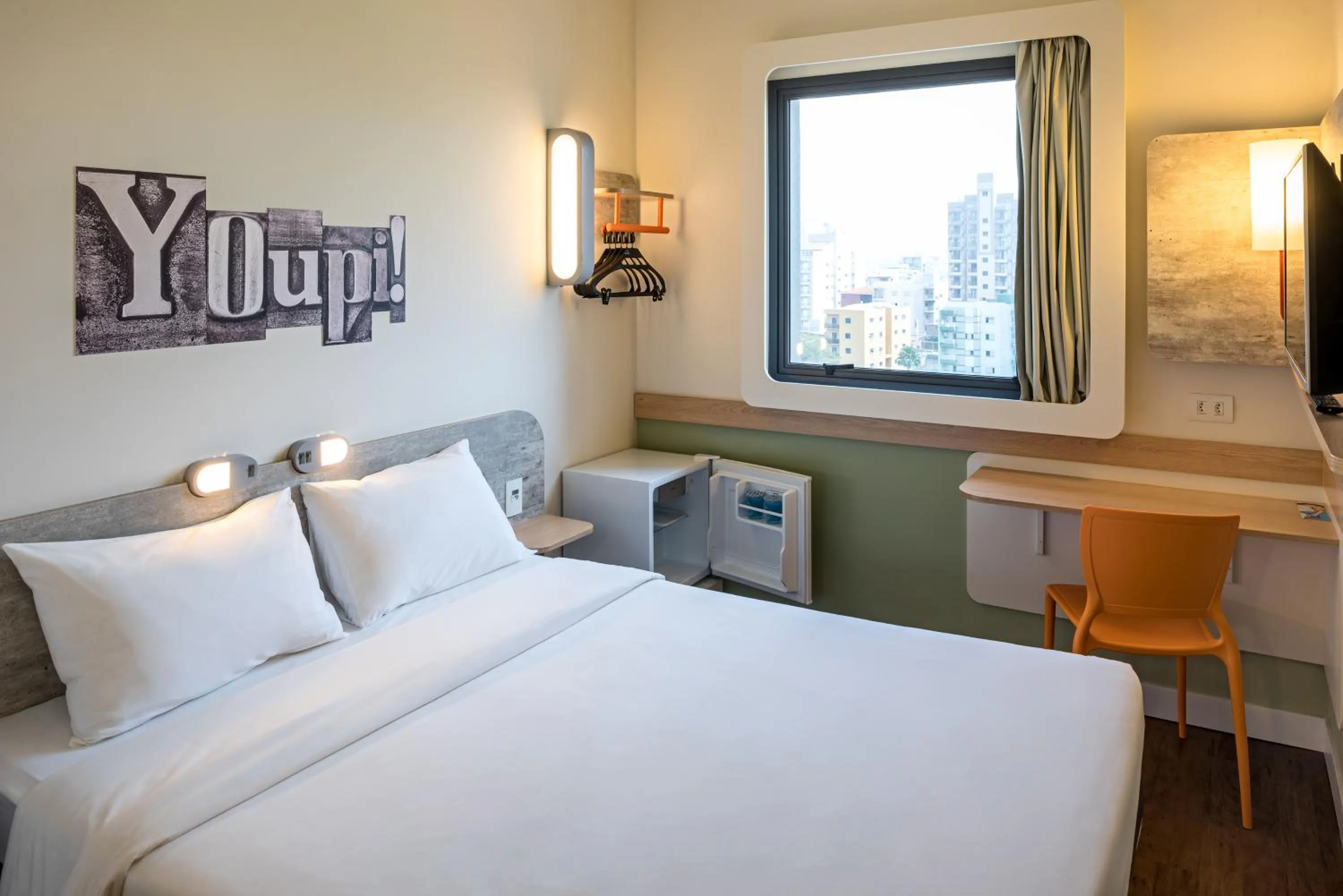 Photo of the whole room, Bed in ibis budget Sorocaba