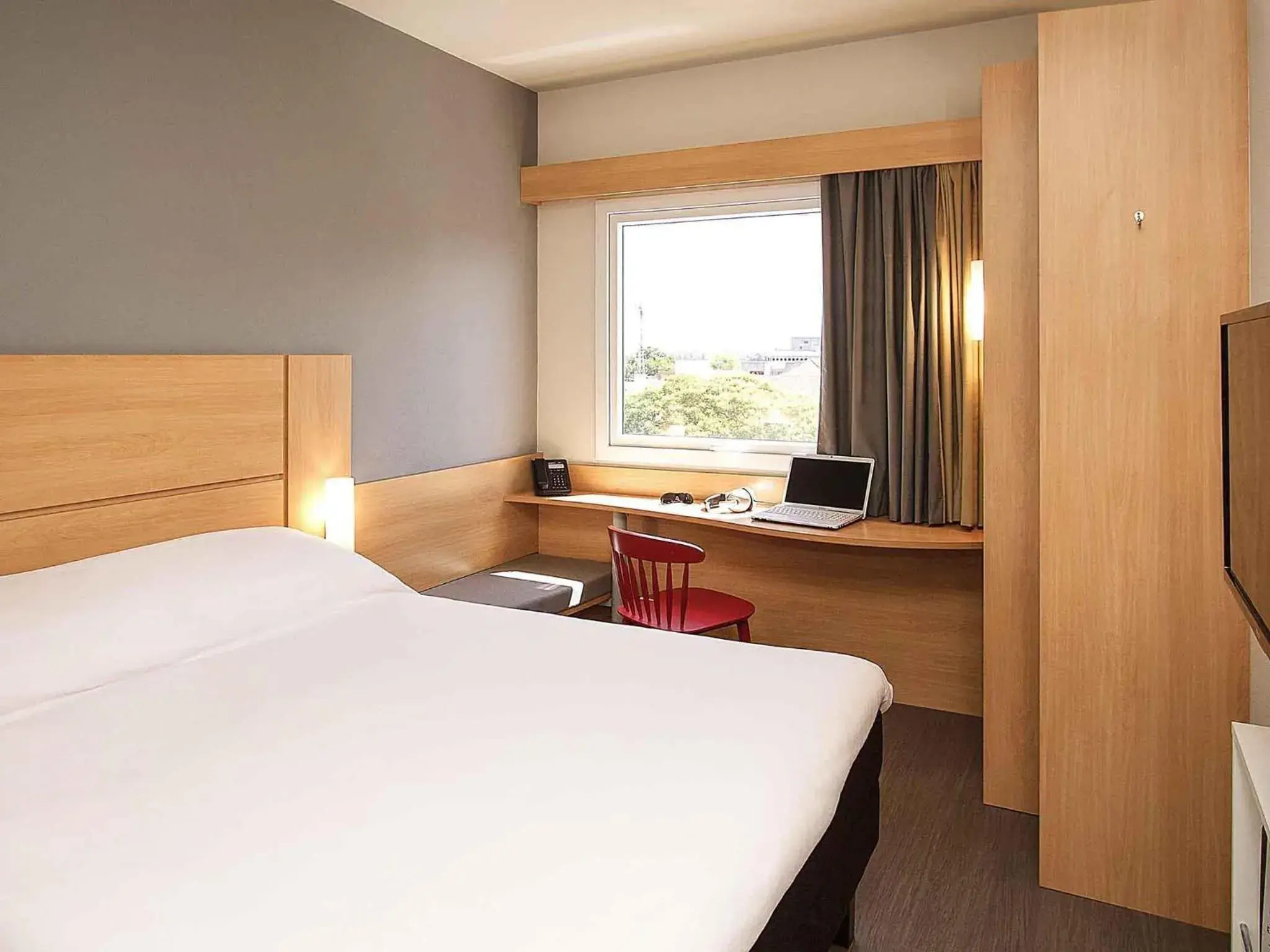 Bedroom, Bed in ibis Montenegro Bedroom, Bed in ibis Montenegro