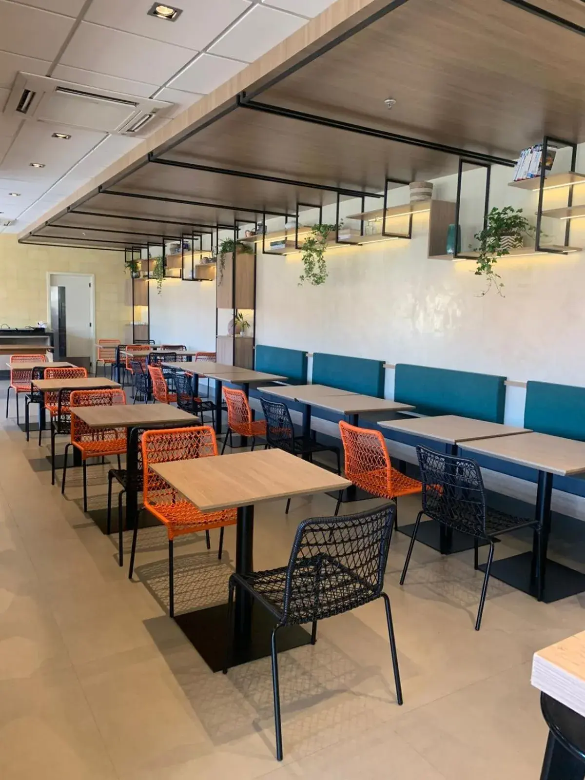 Restaurant/places to eat in ibis Montenegro Restaurant/places to eat in ibis Montenegro