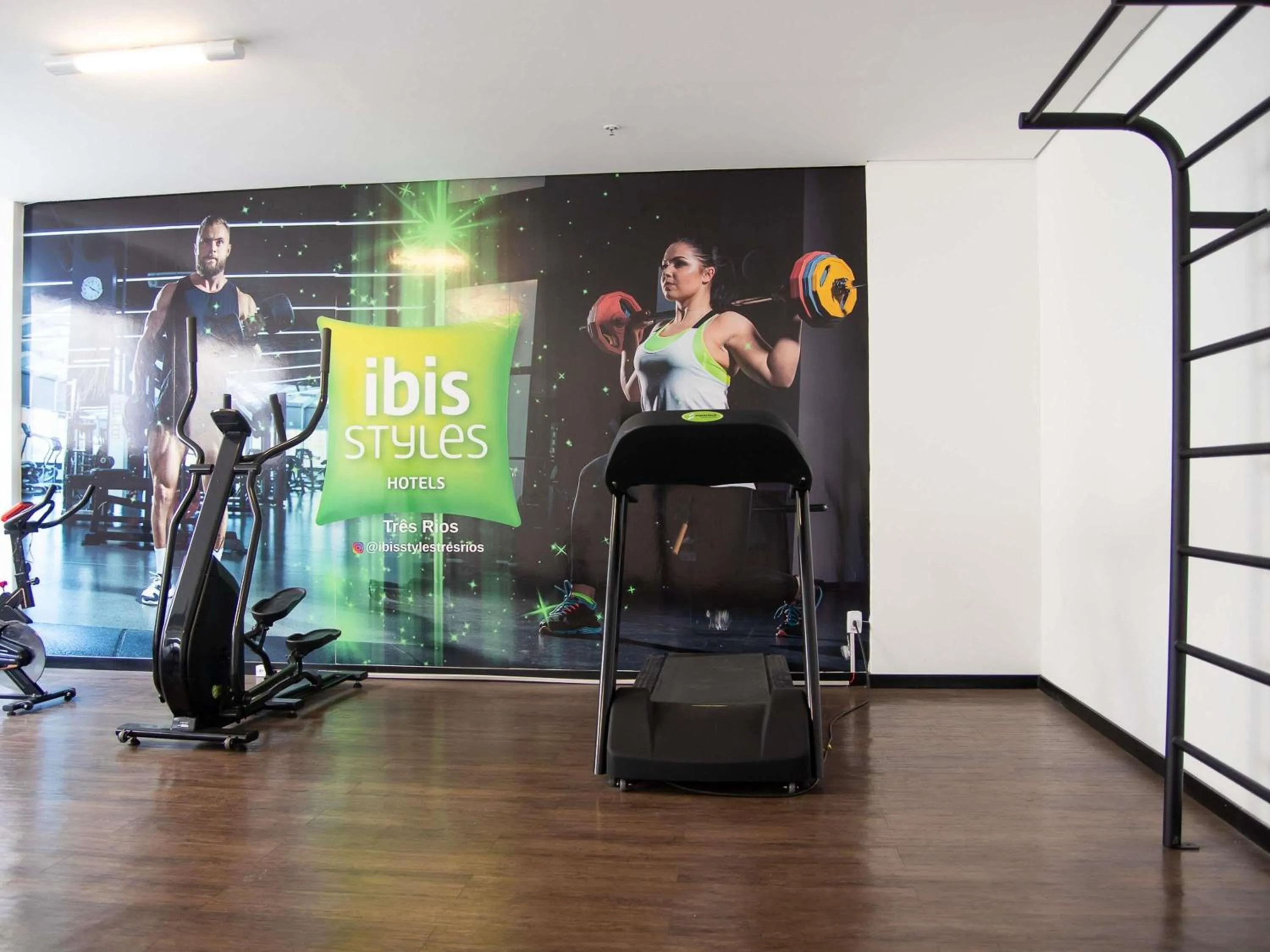 Fitness centre/facilities in ibis Styles Três Rios