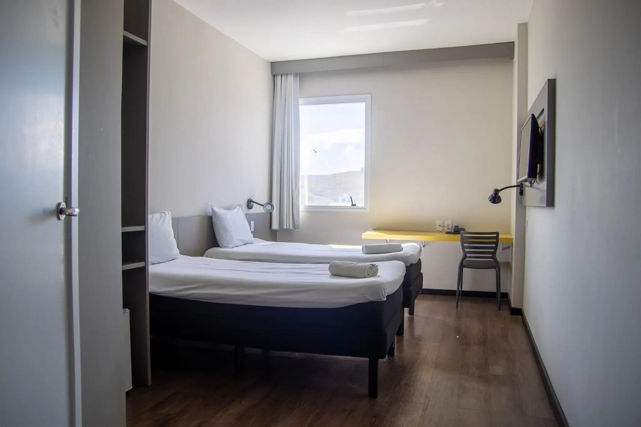 Bed in ibis Styles Três Rios