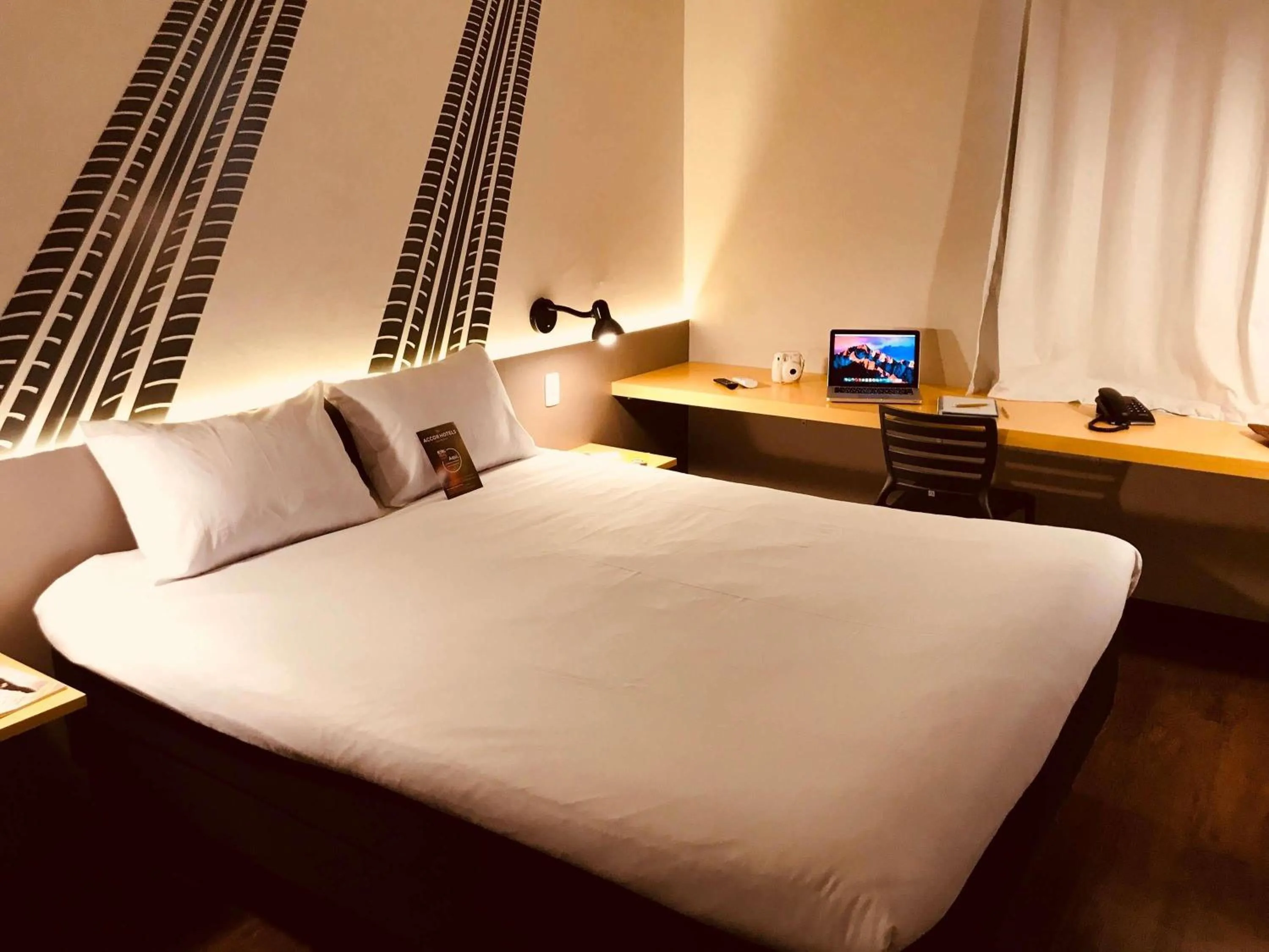 Bedroom, Bed in ibis Styles Três Rios