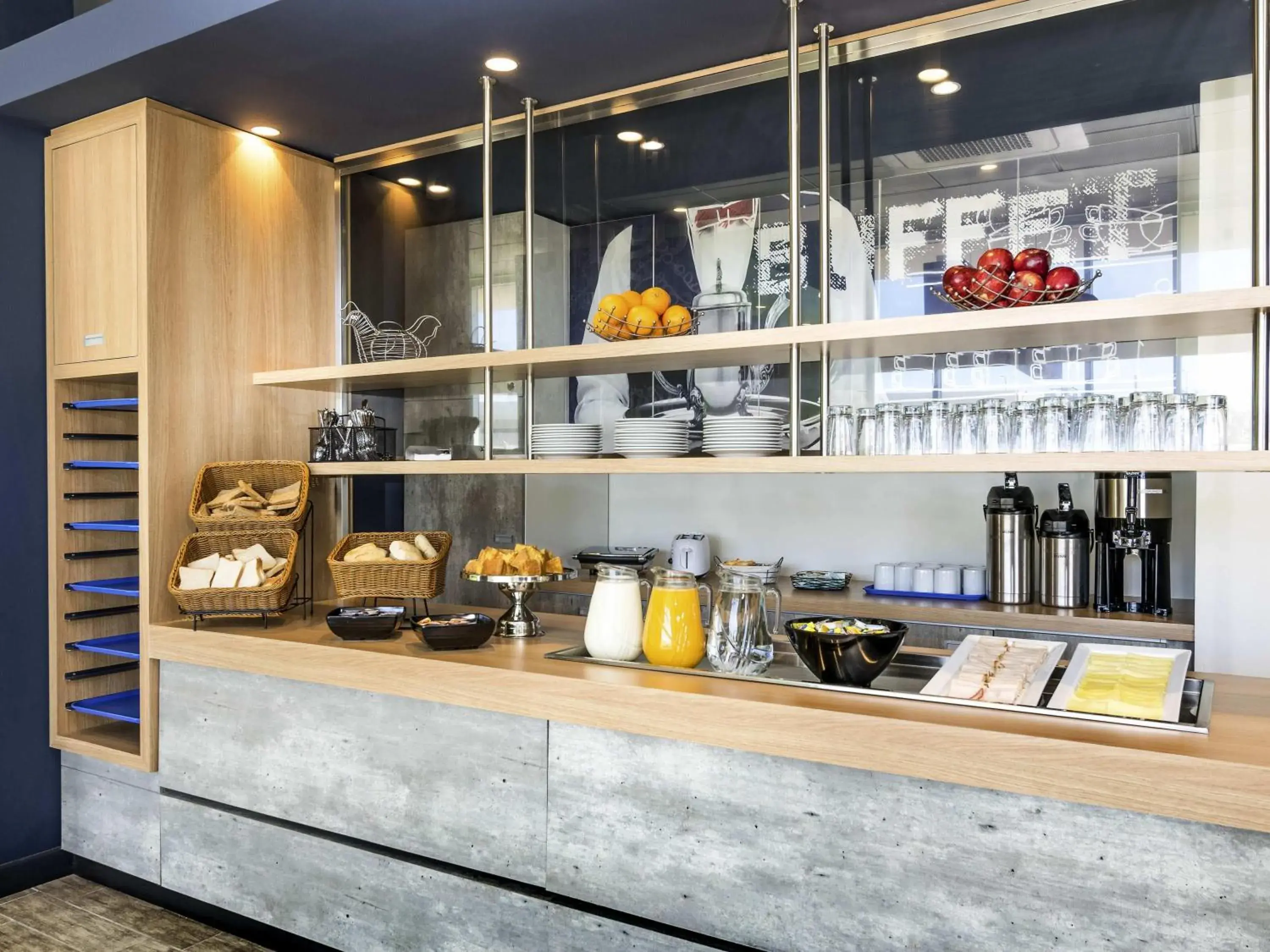 Restaurant/places to eat in ibis budget Calama Restaurant/places to eat in ibis budget Calama