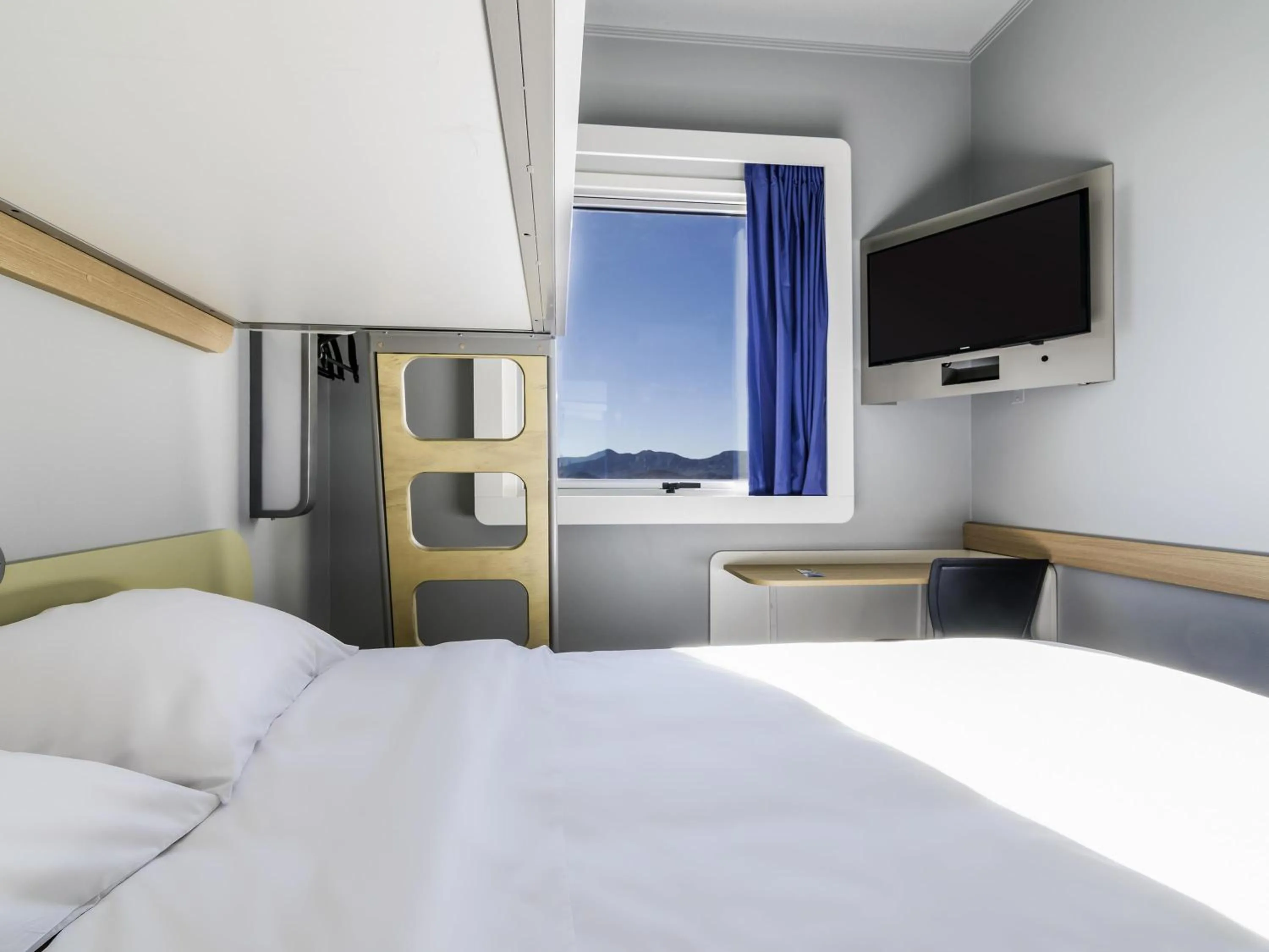 Bedroom, Bed in ibis budget Calama