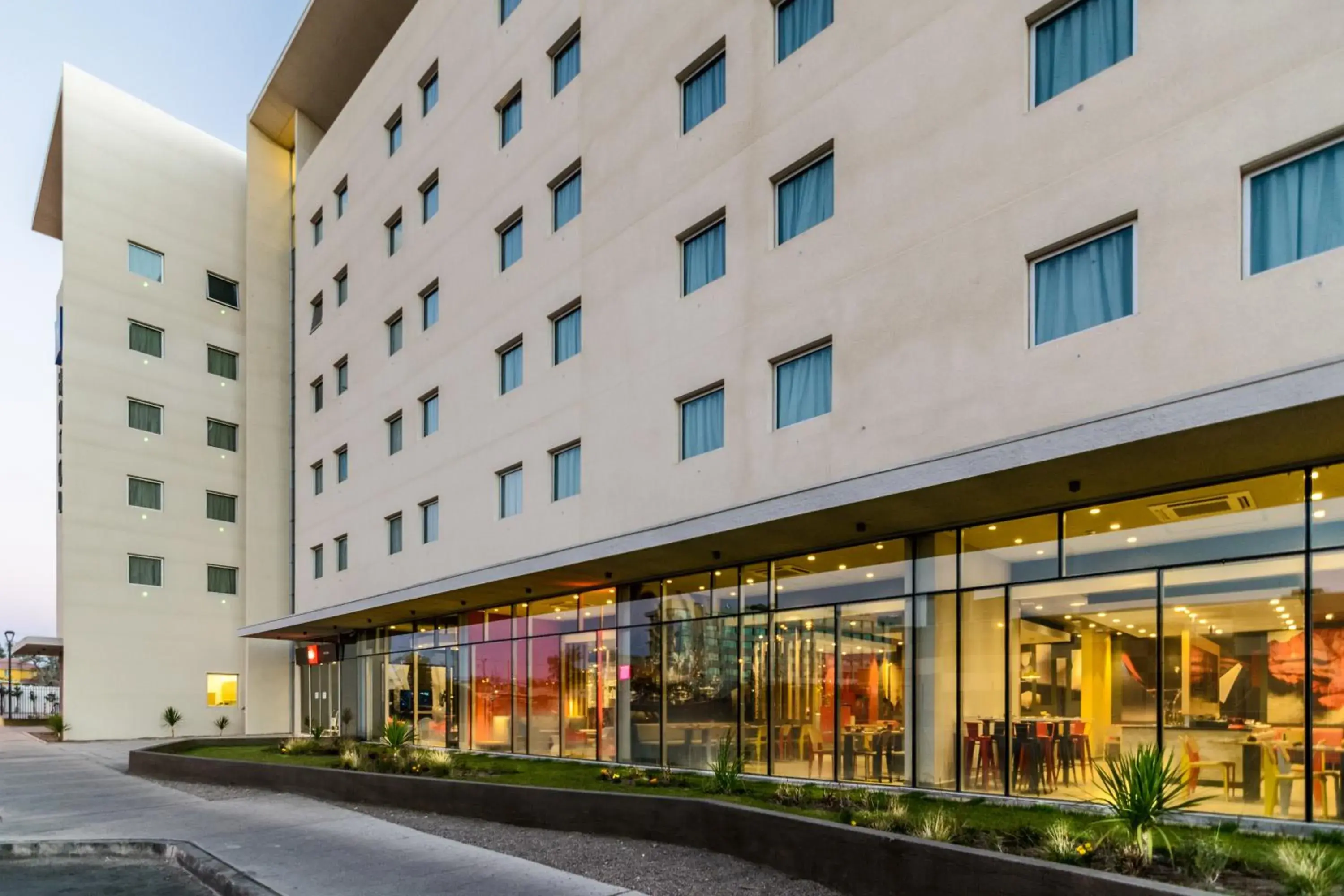 Property building in ibis Calama Property building in ibis Calama