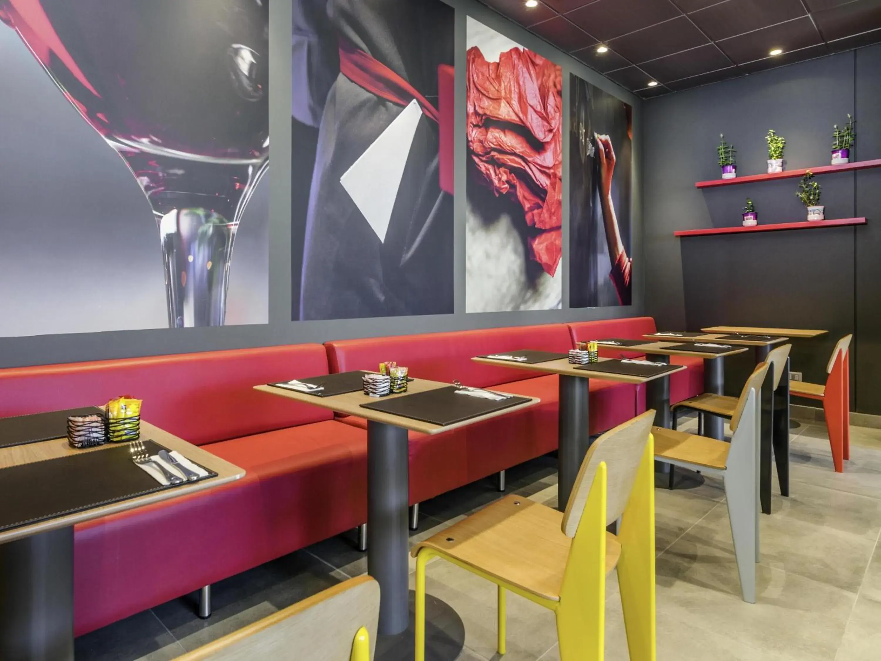 Restaurant/places to eat in ibis Calama Restaurant/places to eat in ibis Calama