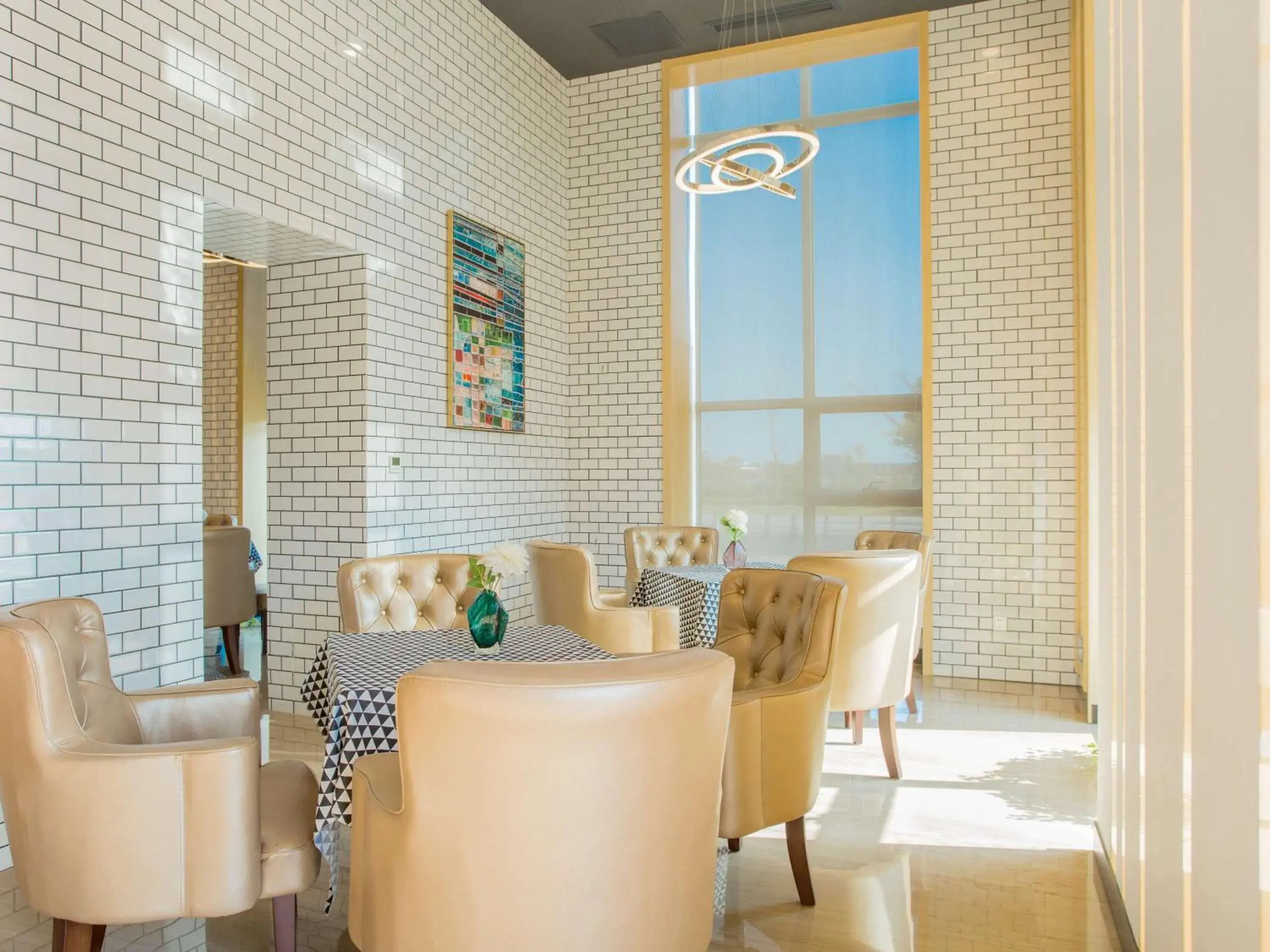 Lounge or bar in ibis Styles Changsha Intl Exhibition Ctr Lounge or bar in ibis Styles Changsha Intl Exhibition Ctr