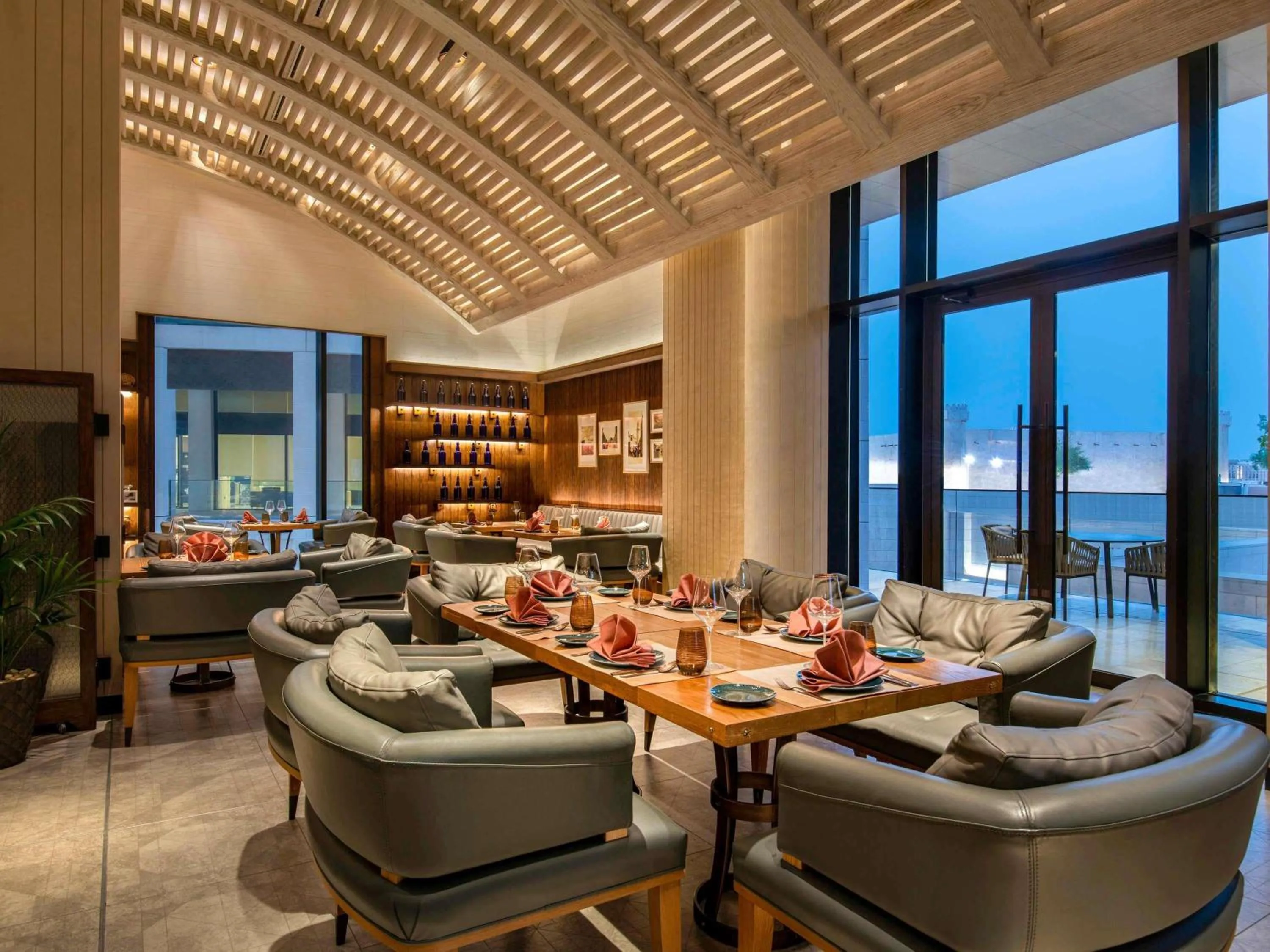 Restaurant/places to eat in Alwadi Hotel Doha - MGallery Collection