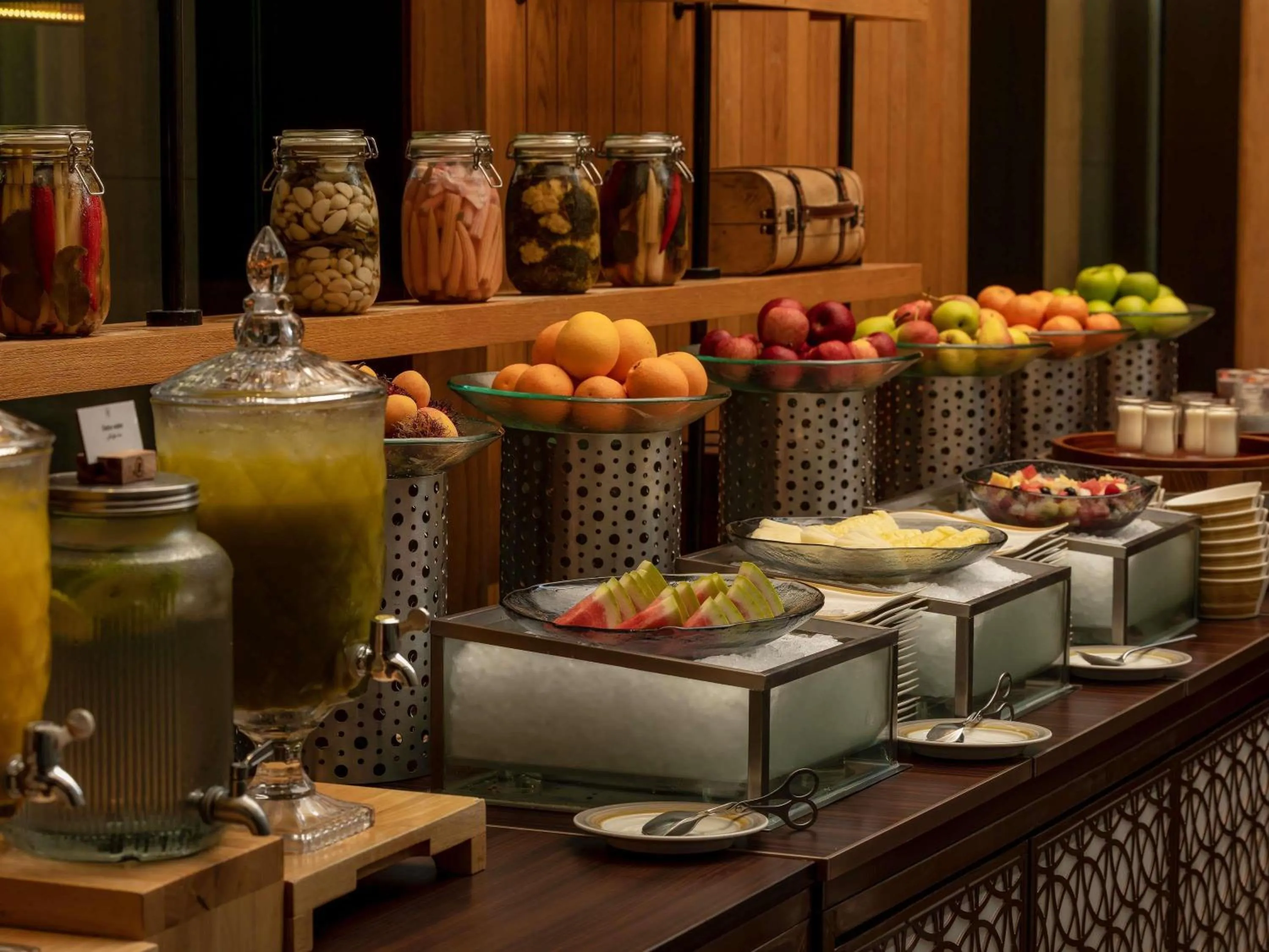 Restaurant/places to eat in Alwadi Hotel Doha - MGallery Collection