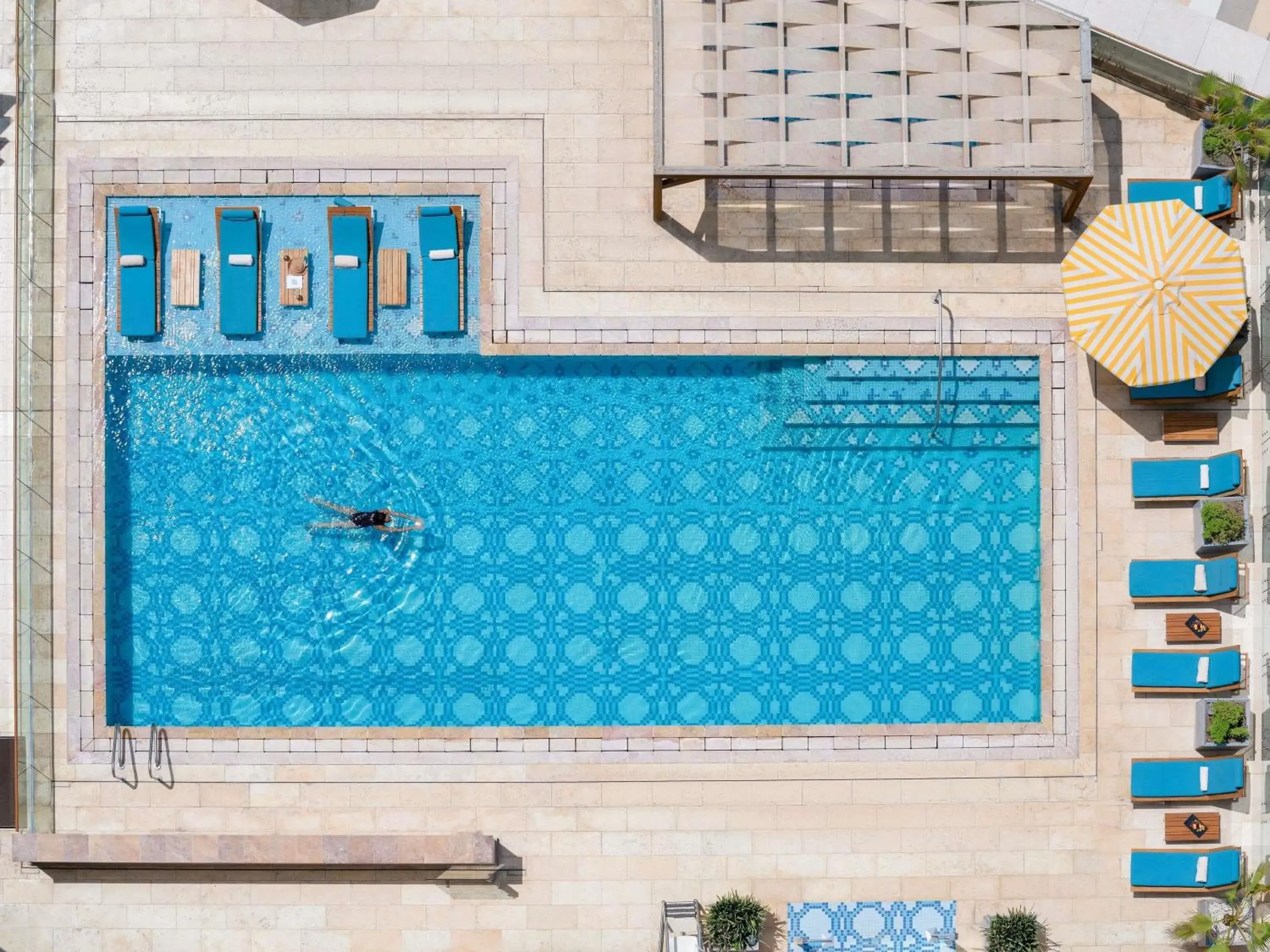 Pool view in Alwadi Hotel Doha - MGallery Collection Pool view in Alwadi Hotel Doha - MGallery Collection