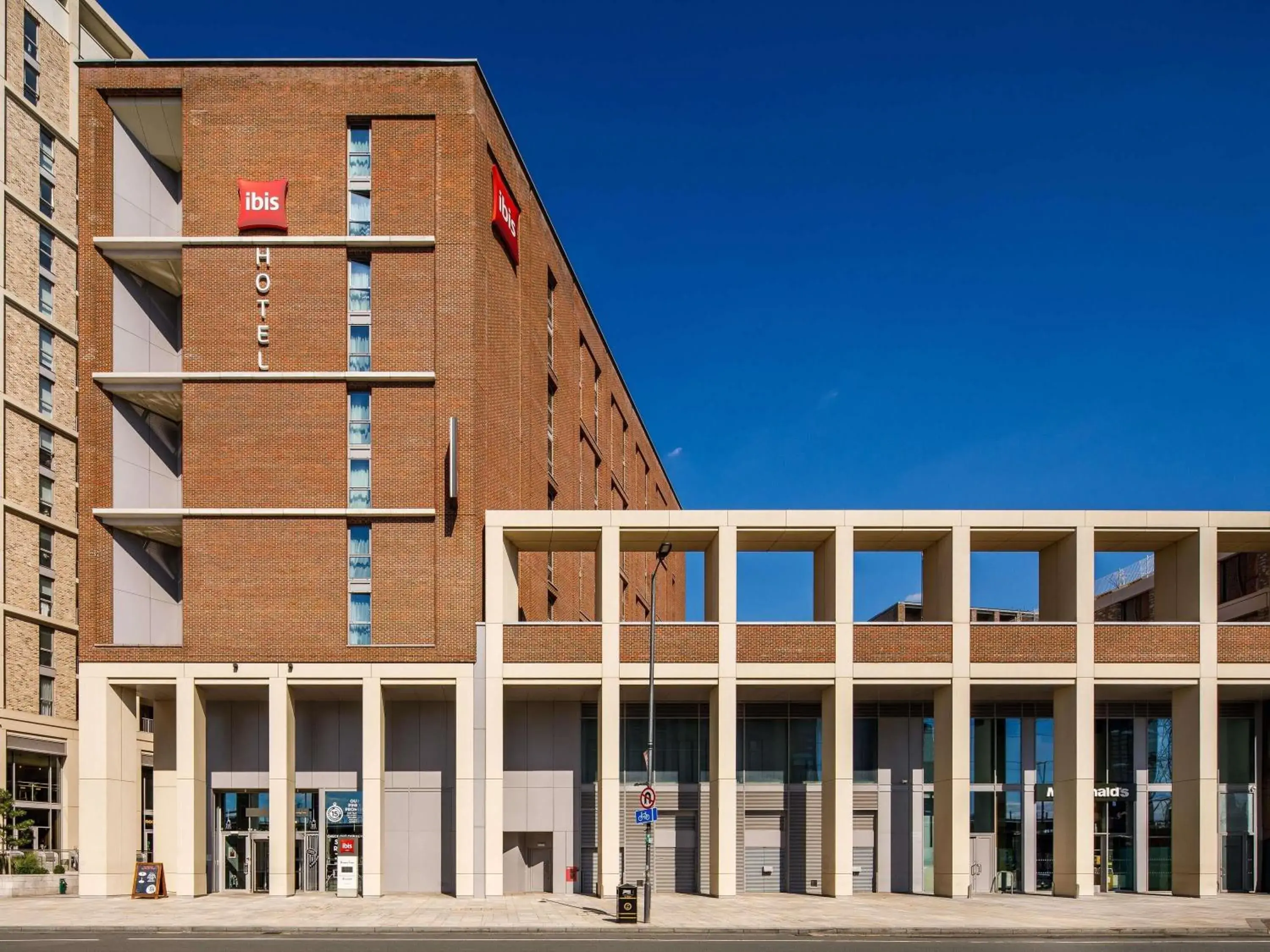 ibis London Canning Town ibis London Canning Town