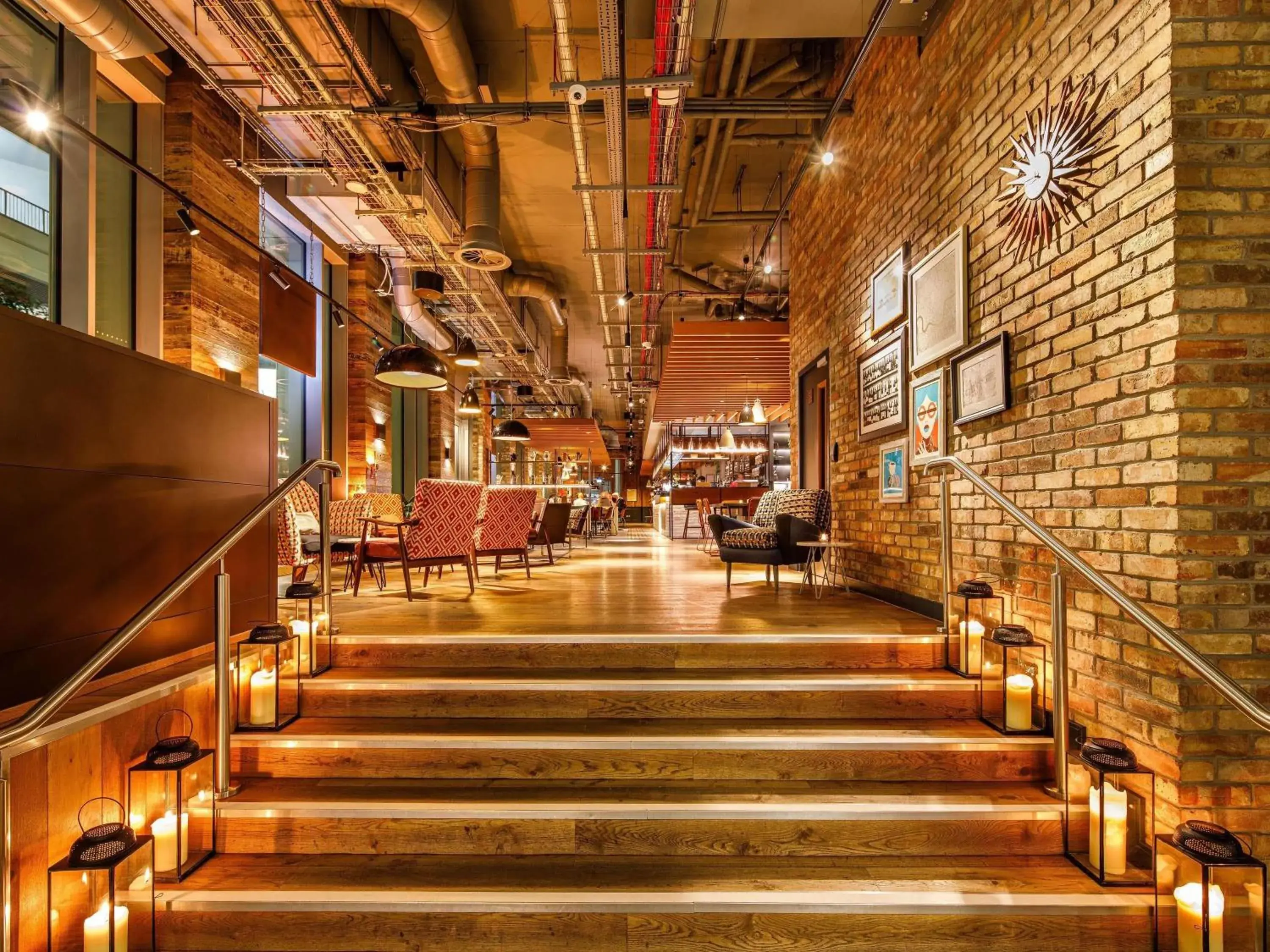 Property building in ibis London Canning Town Property building in ibis London Canning Town