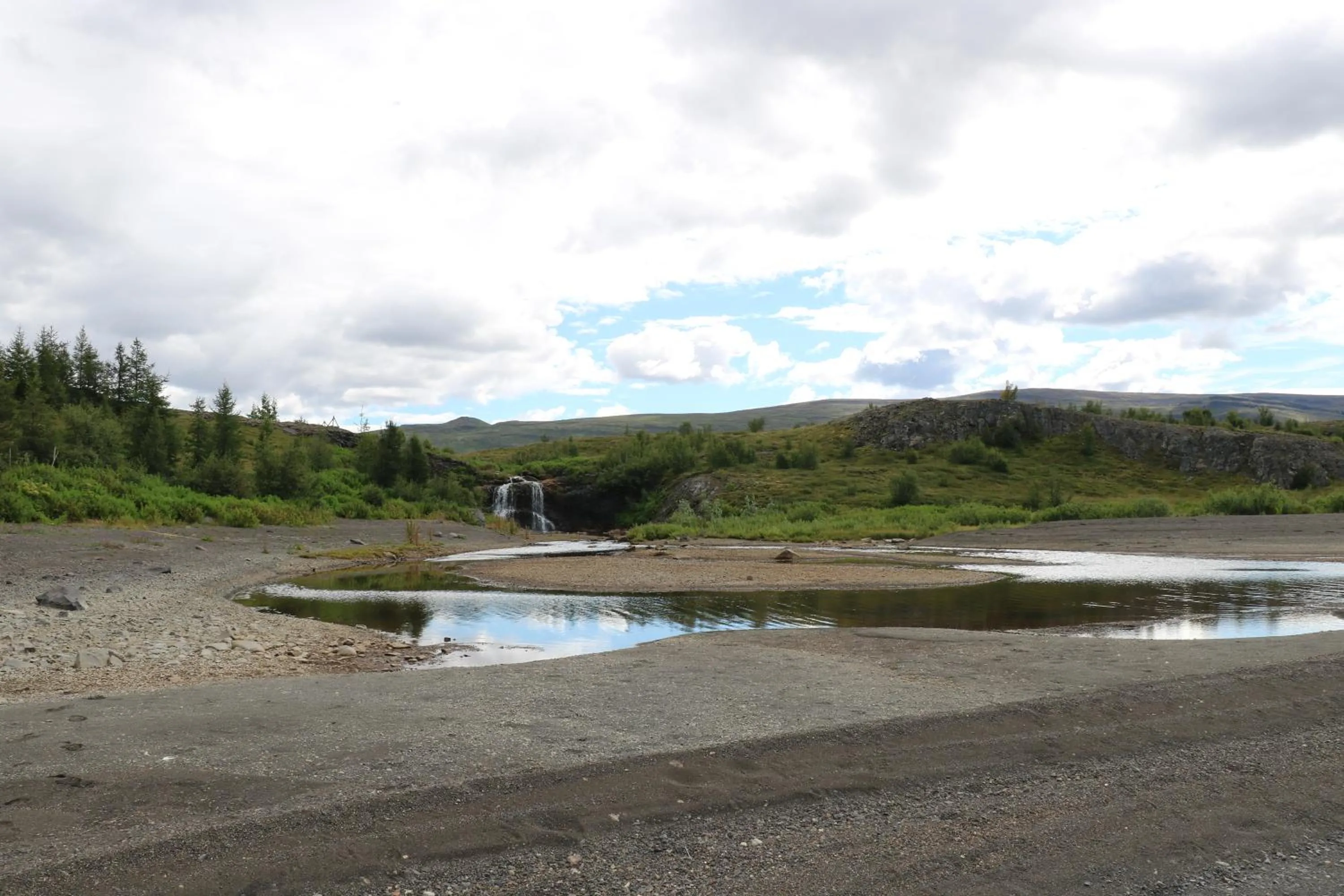 Property building in Hotel 1001 Nott