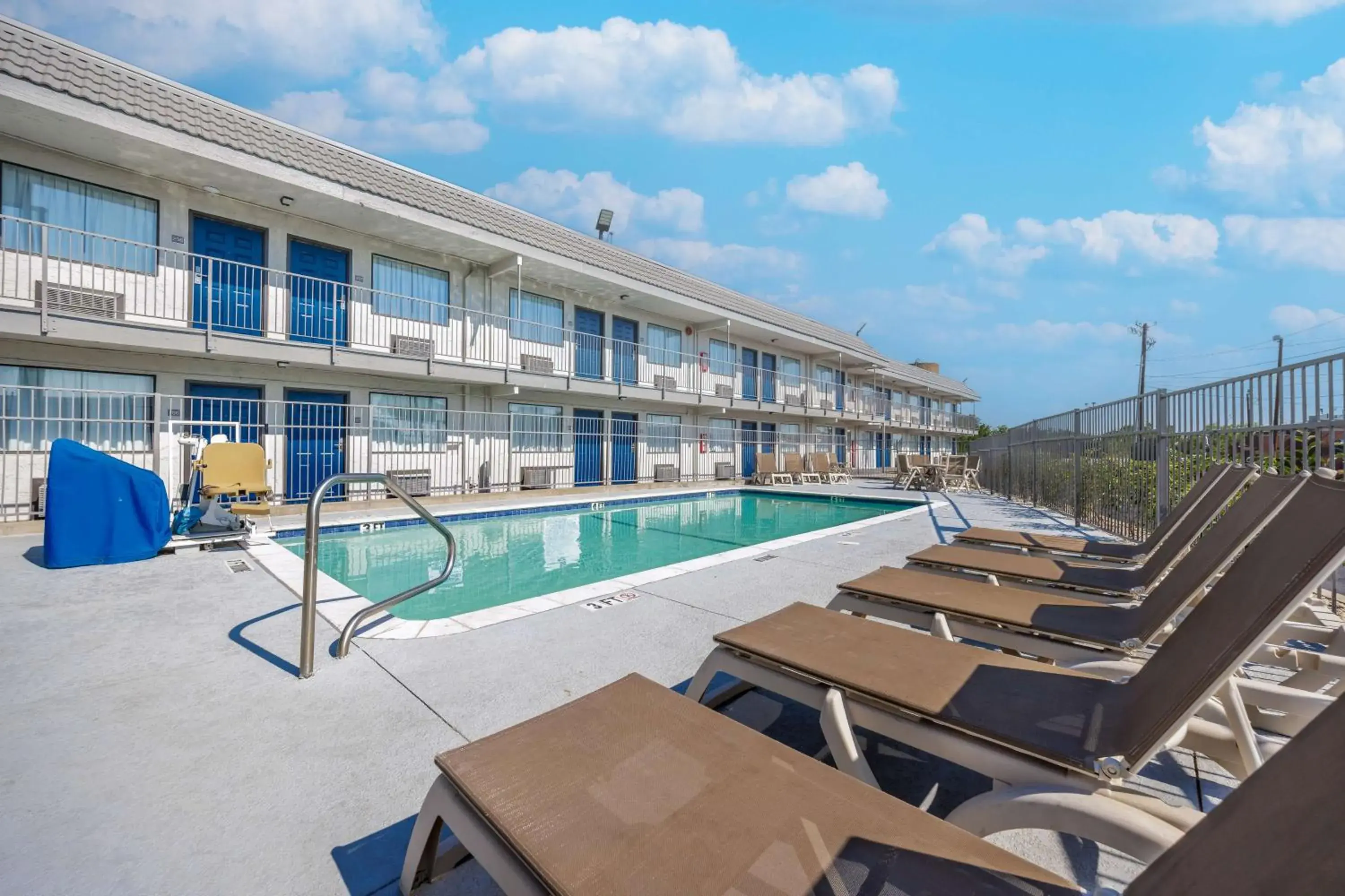 Pool view in Motel 6 Fort Worth, TX East Pool view in Motel 6 Fort Worth, TX East