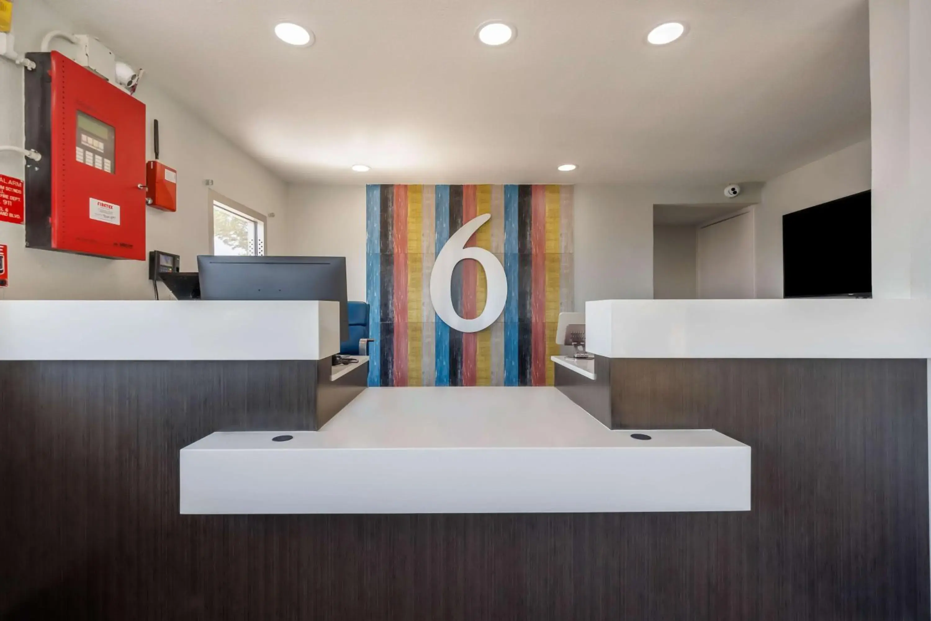 Lobby or reception in Motel 6 Fort Worth, TX East Lobby or reception in Motel 6 Fort Worth, TX East