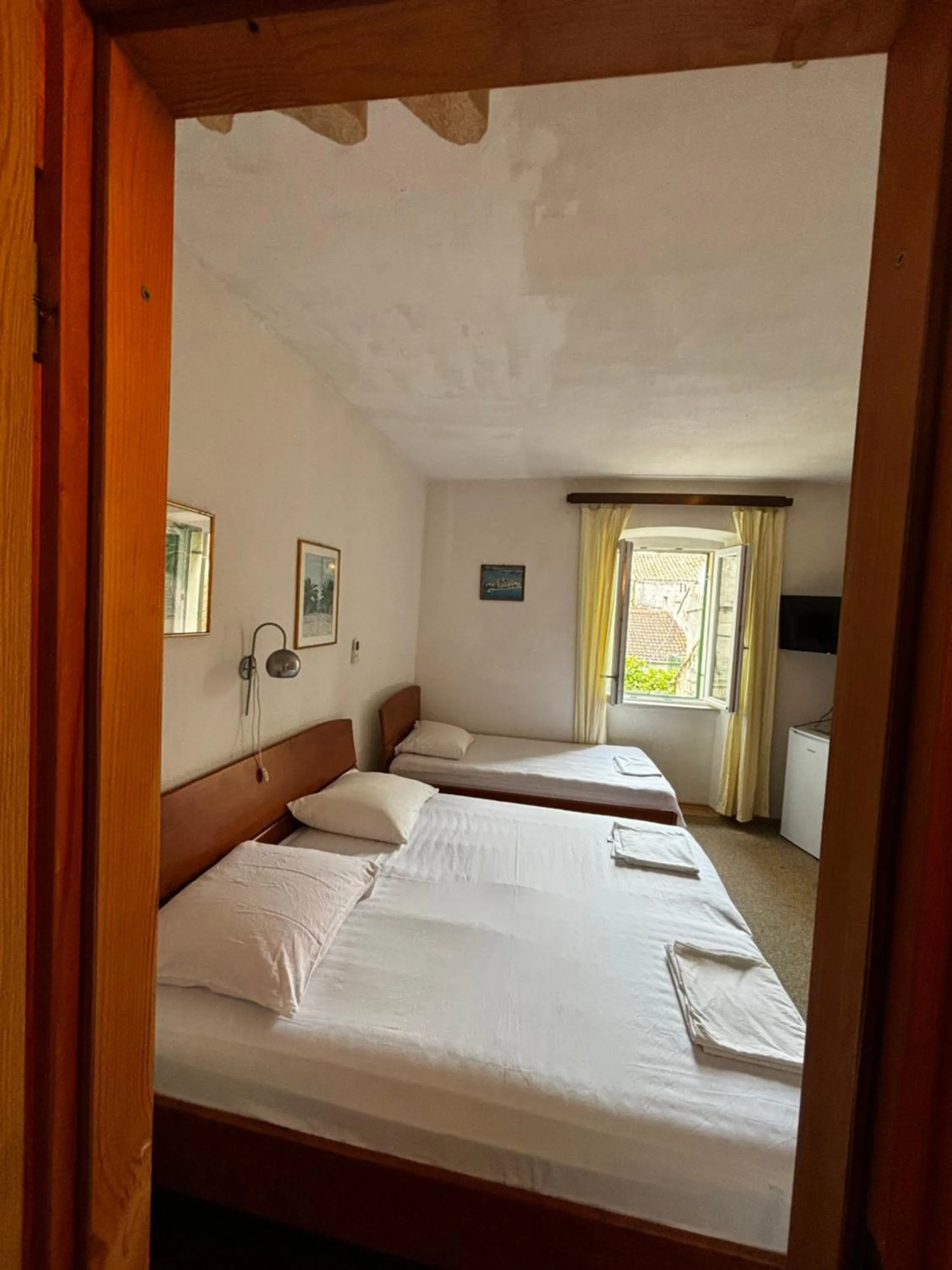 Bed in Accommodation Old Town Vitaic