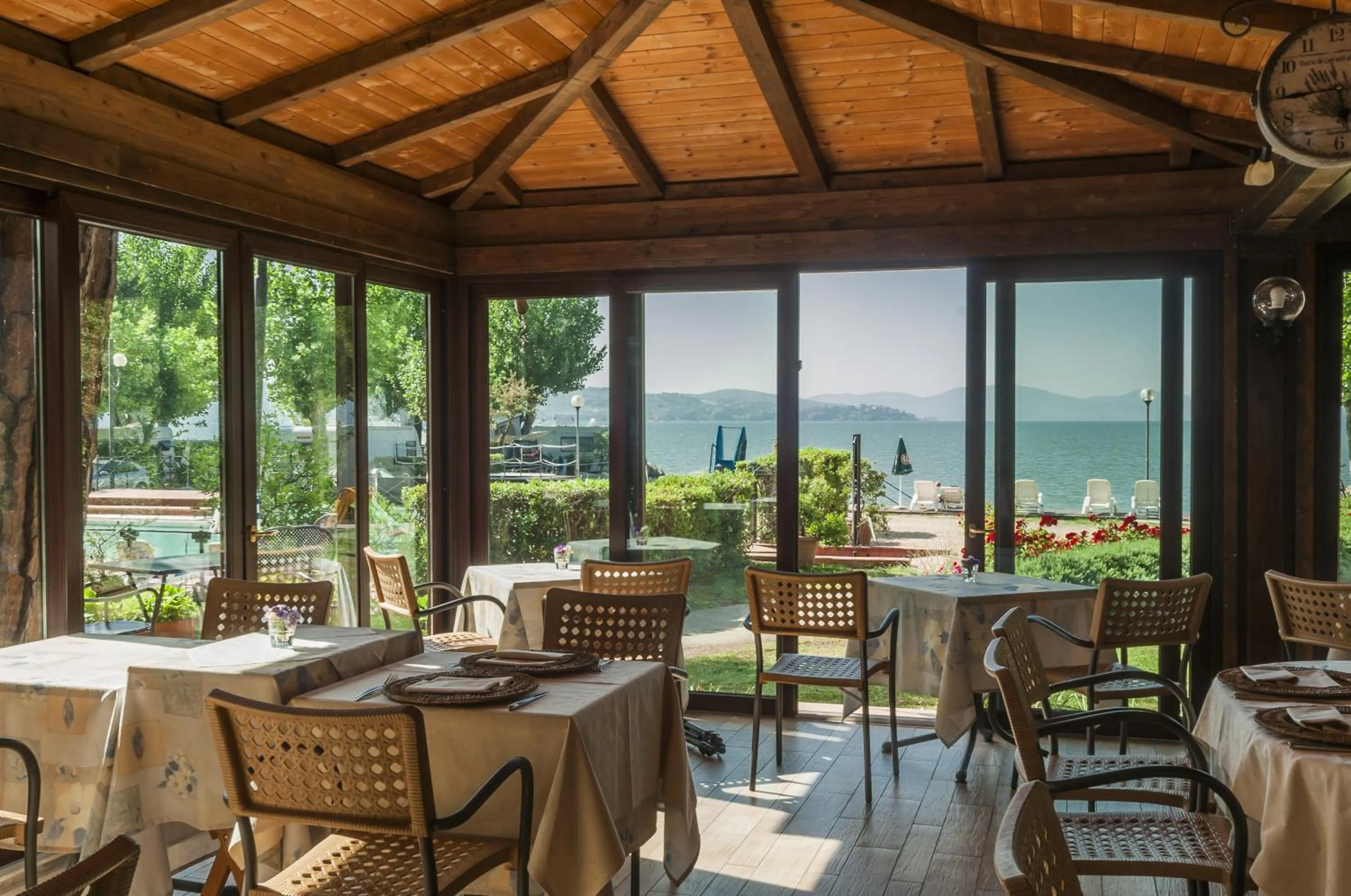 Restaurant/places to eat in Hotel Kursaal