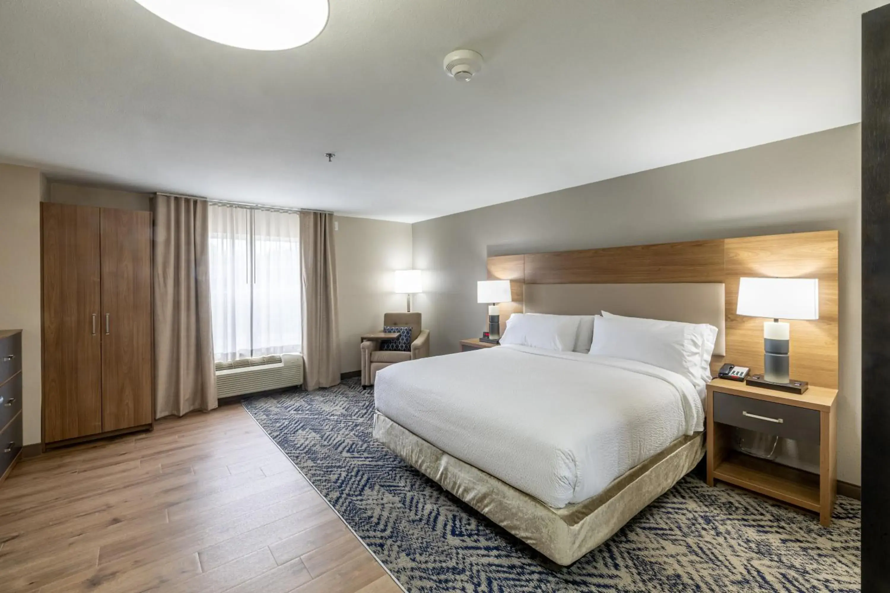 Bed in Candlewood Suites Wichita Northwest by IHG Bed in Candlewood Suites Wichita Northwest by IHG