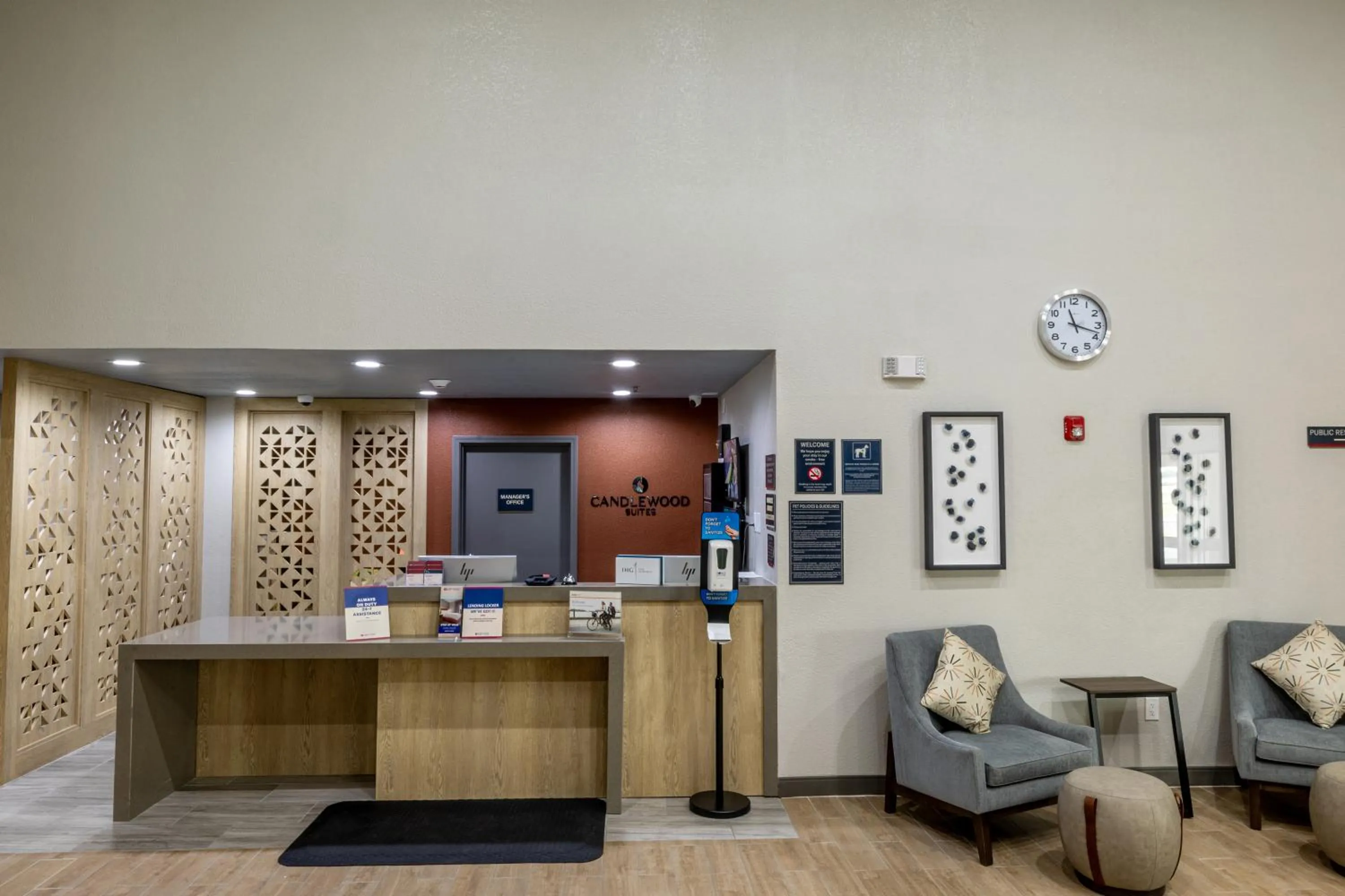 Lobby or reception in Candlewood Suites Wichita Northwest by IHG