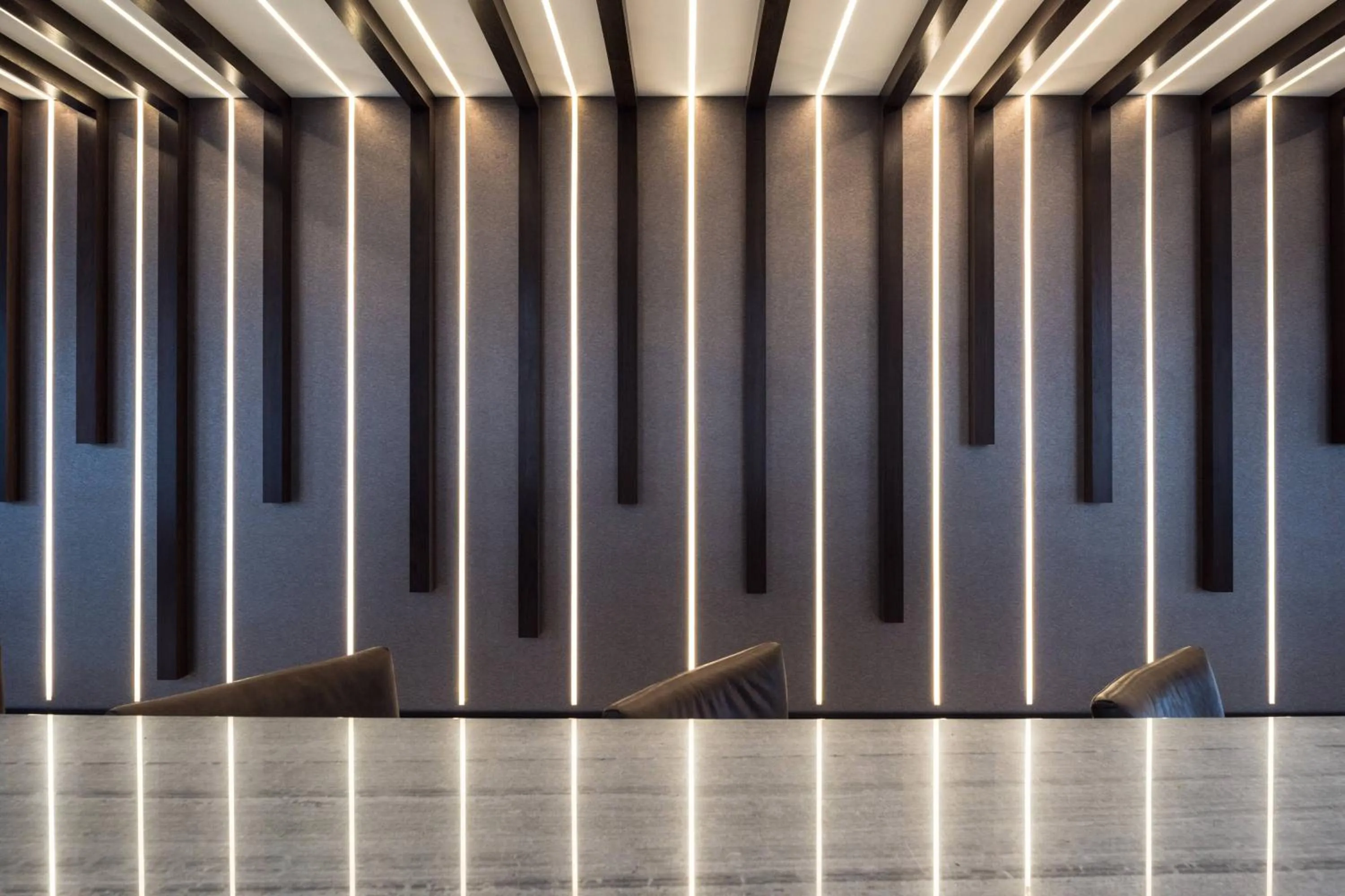 Lounge or bar in AC Hotel by Marriott Worcester