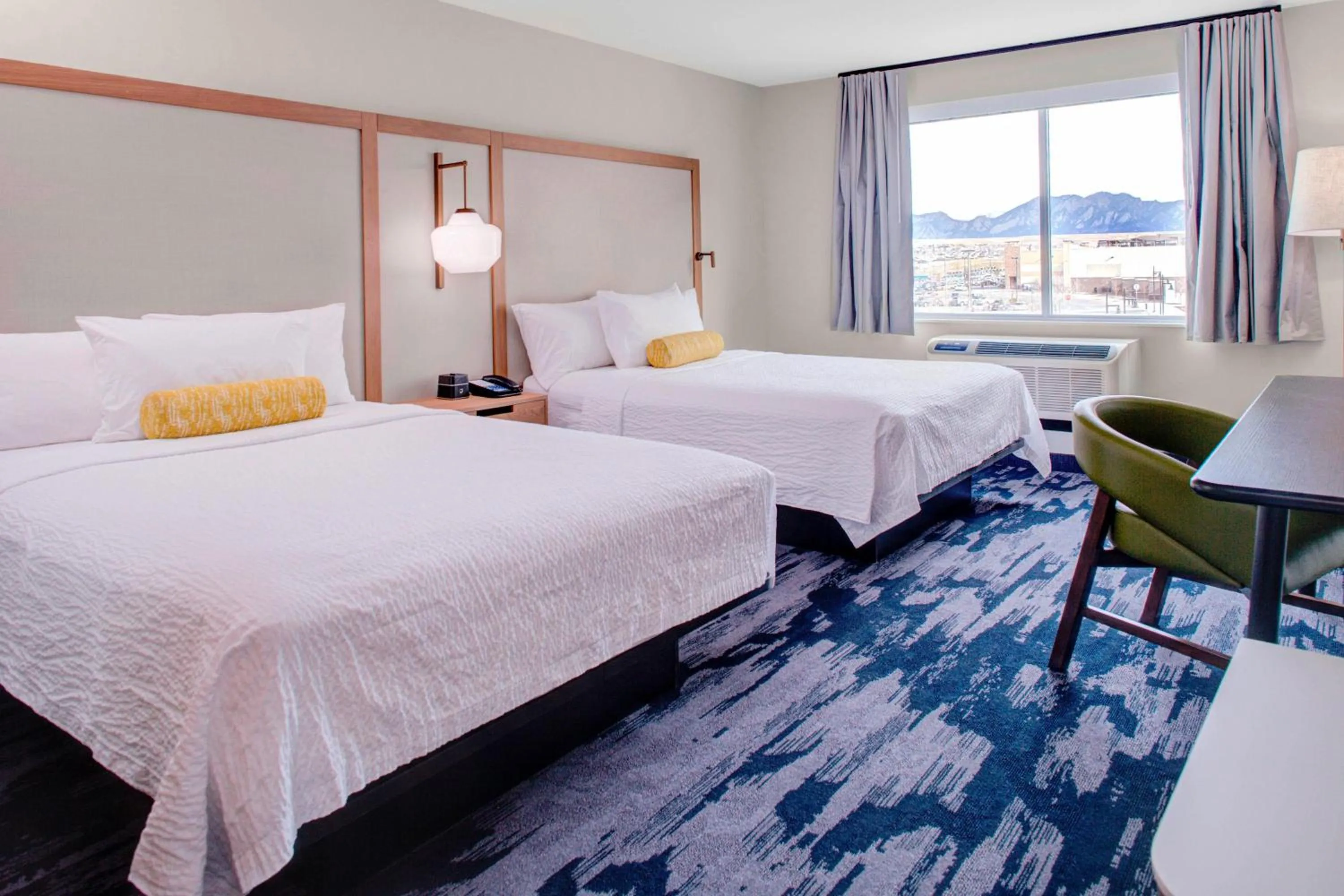 Bed in Fairfield by Marriott Inn and Suites Boulder Broomfield Interlocken