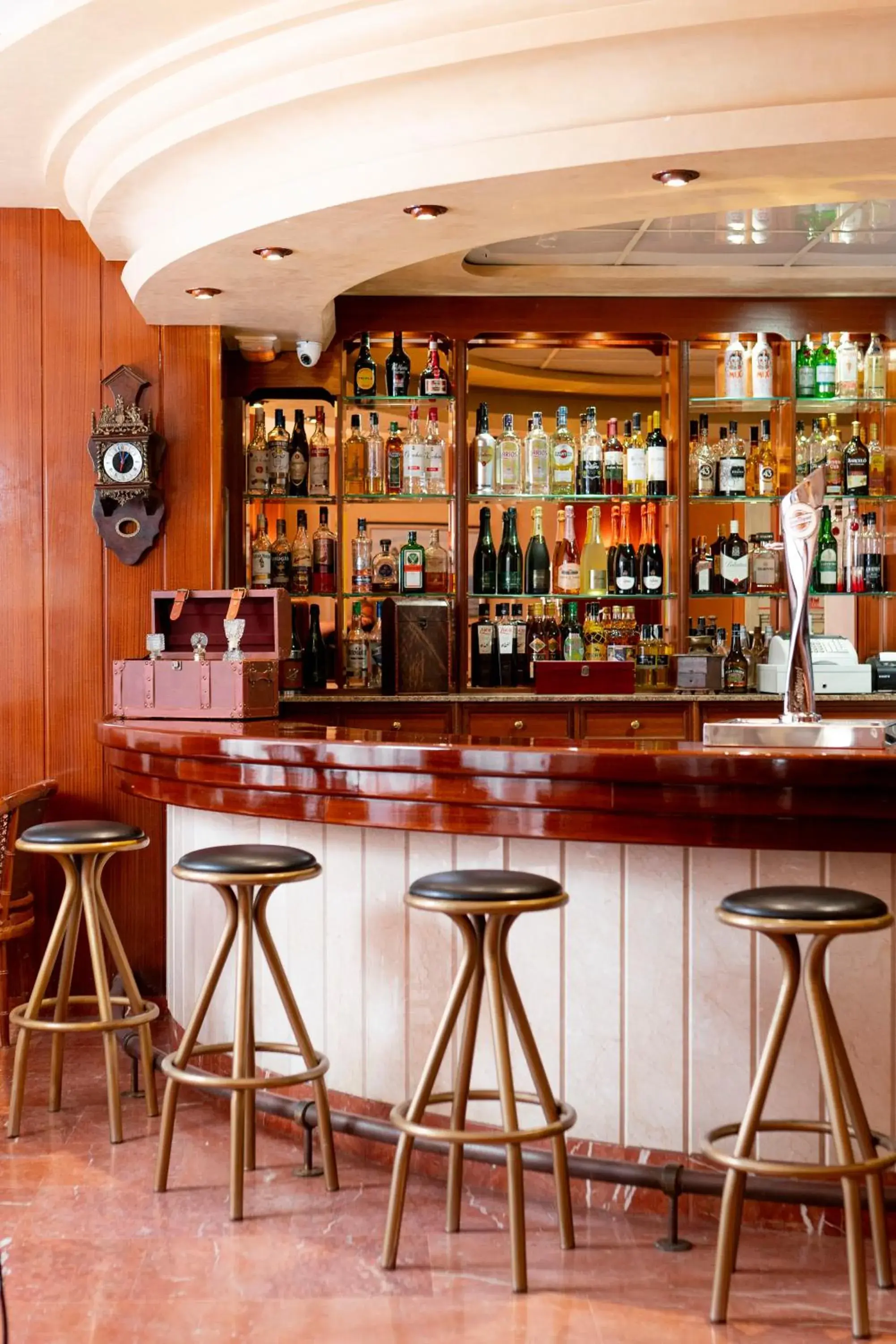 Lounge or bar in Hotel Primavera Benidorm Lounge or bar in Hotel Primavera Benidorm